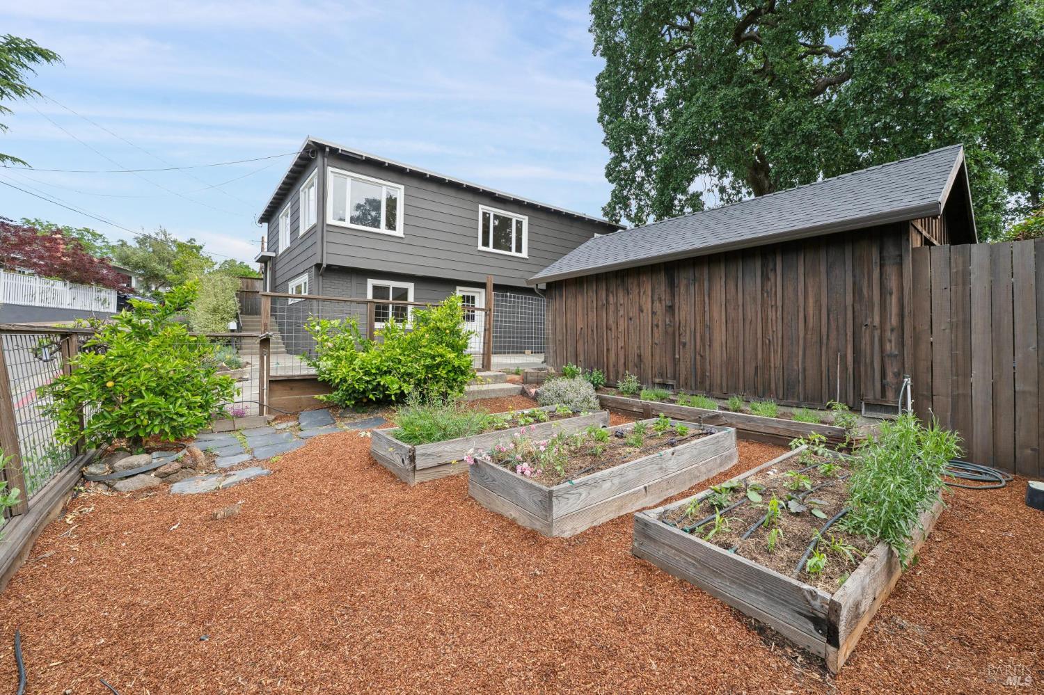Detail Gallery Image 57 of 71 For 27 Sierra Ave, San Anselmo,  CA 94960 - 3 Beds | 2 Baths