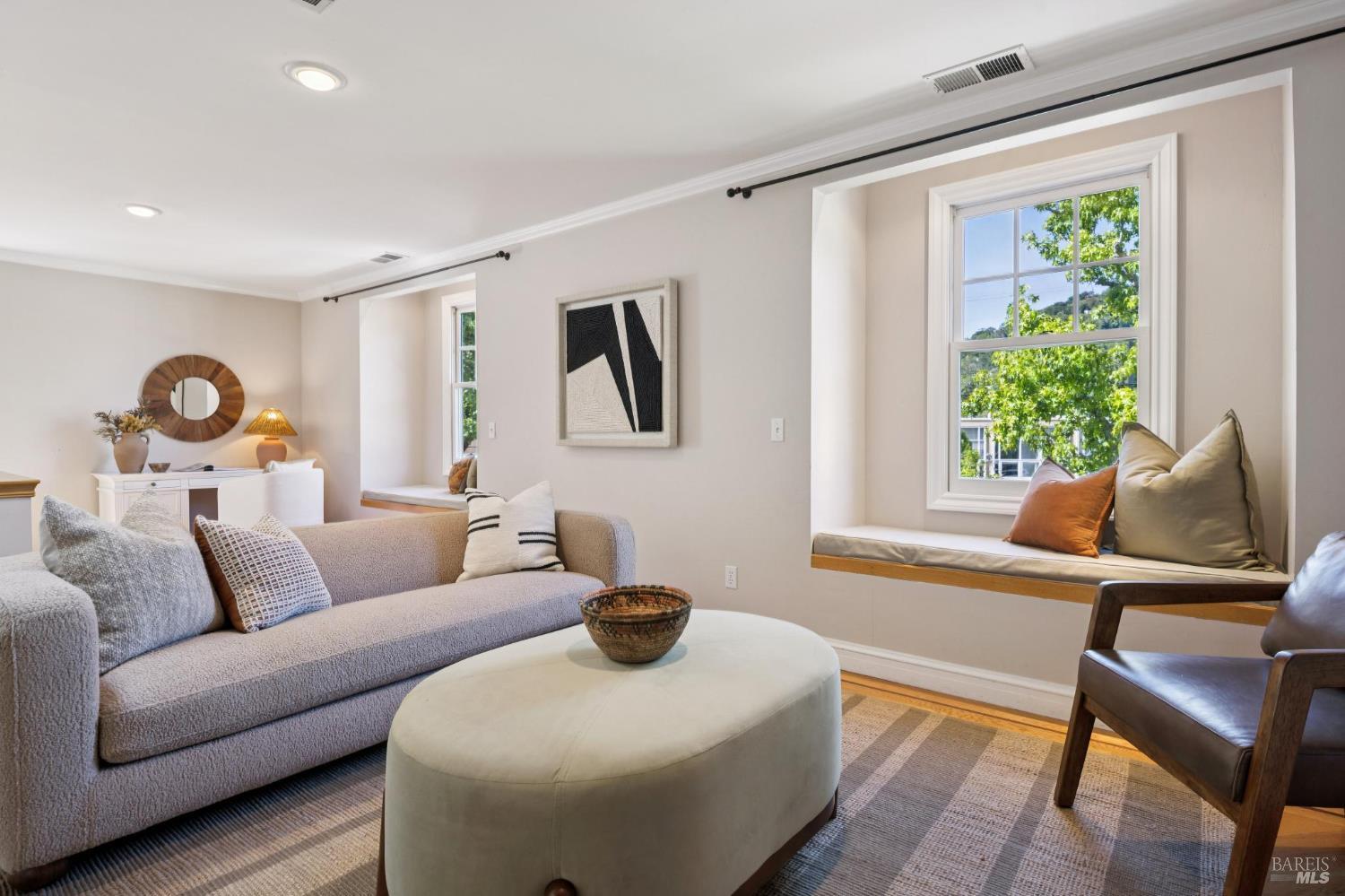 Detail Gallery Image 30 of 47 For 228 Saunders Ave, San Anselmo,  CA 94960 - 3 Beds | 2 Baths