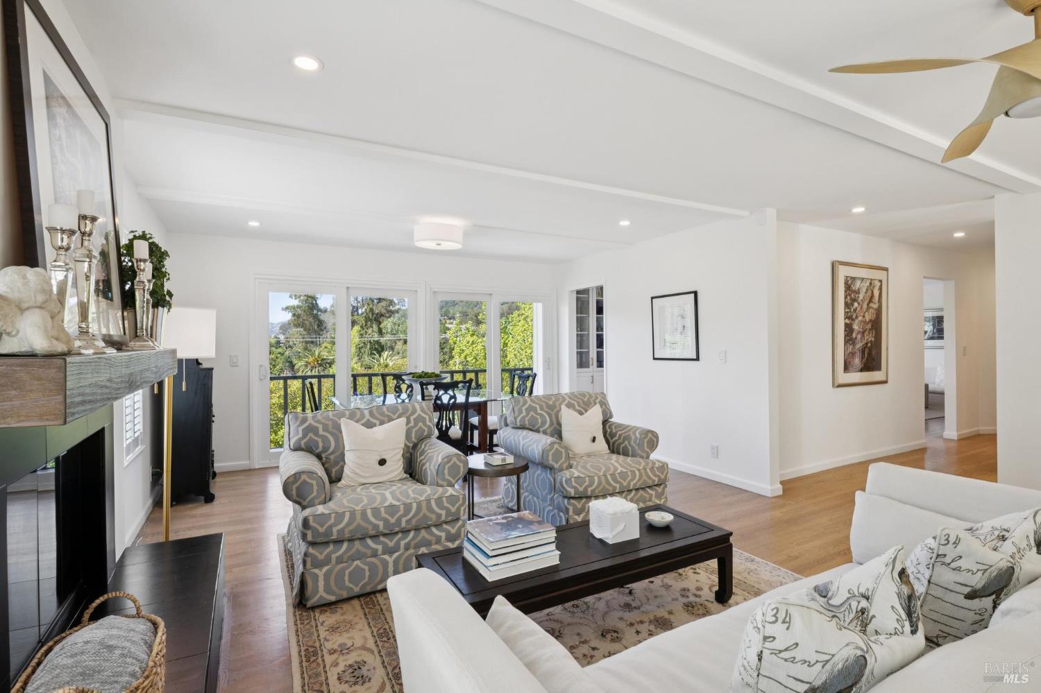 Detail Gallery Image 10 of 46 For 1380 Grand Ave, San Rafael,  CA 94901 - 4 Beds | 2/1 Baths