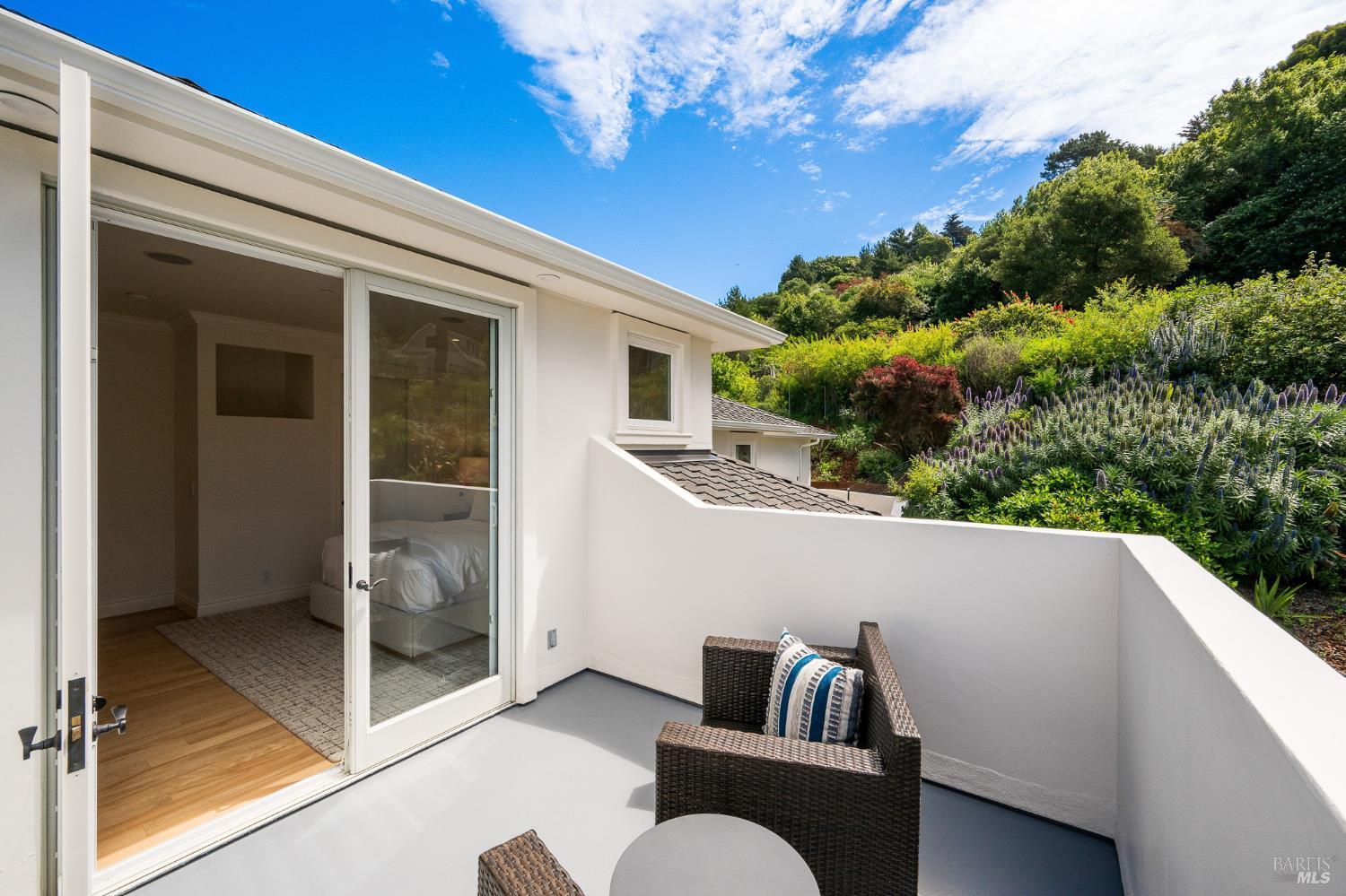 Detail Gallery Image 33 of 55 For 5 Warren Ct, Tiburon,  CA 94920 - 4 Beds | 4/1 Baths