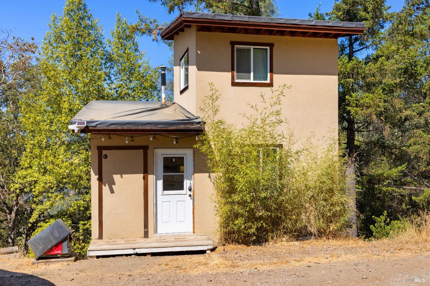 Detail Gallery Image 18 of 38 For 34010 Shimmins Ridge Rd, Willits,  CA 95490 - 4 Beds | 2 Baths