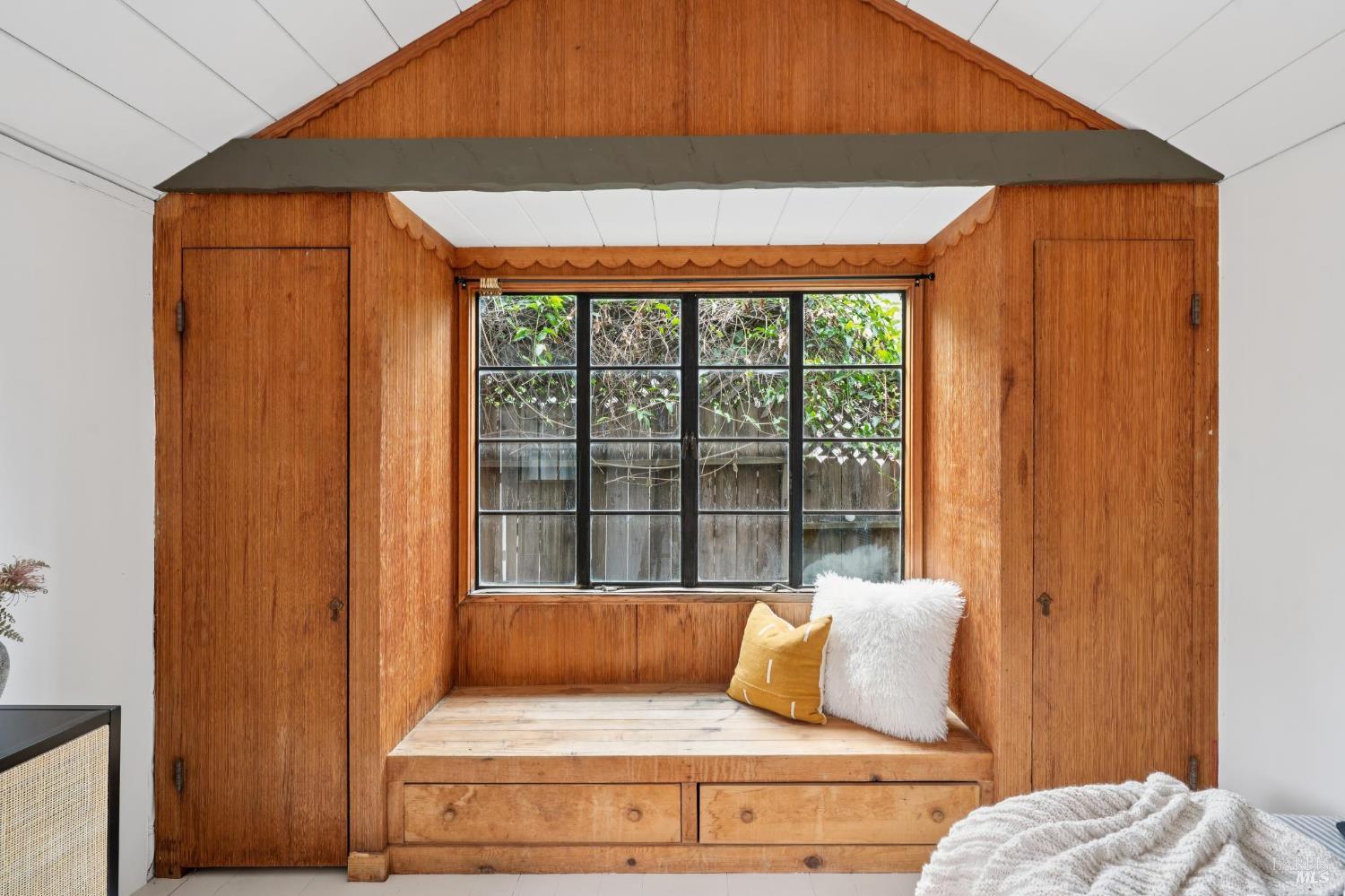 Detail Gallery Image 40 of 71 For 27 Sierra Ave, San Anselmo,  CA 94960 - 3 Beds | 2 Baths