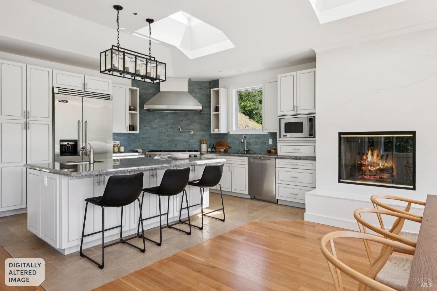 Detail Gallery Image 14 of 51 For 115 Piper Ln, Fairfax,  CA 94930 - 3 Beds | 2/1 Baths