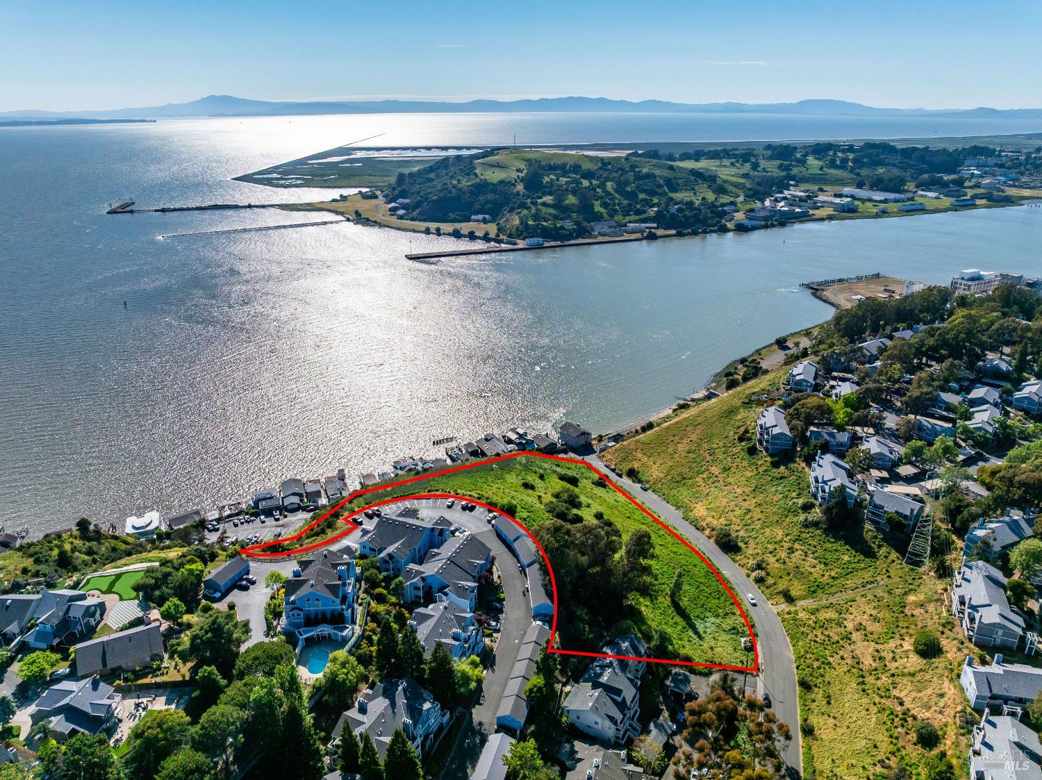 Detail Gallery Image 17 of 32 For 201 Sandy Beach Rd, Vallejo,  CA 94590 - – Beds | – Baths