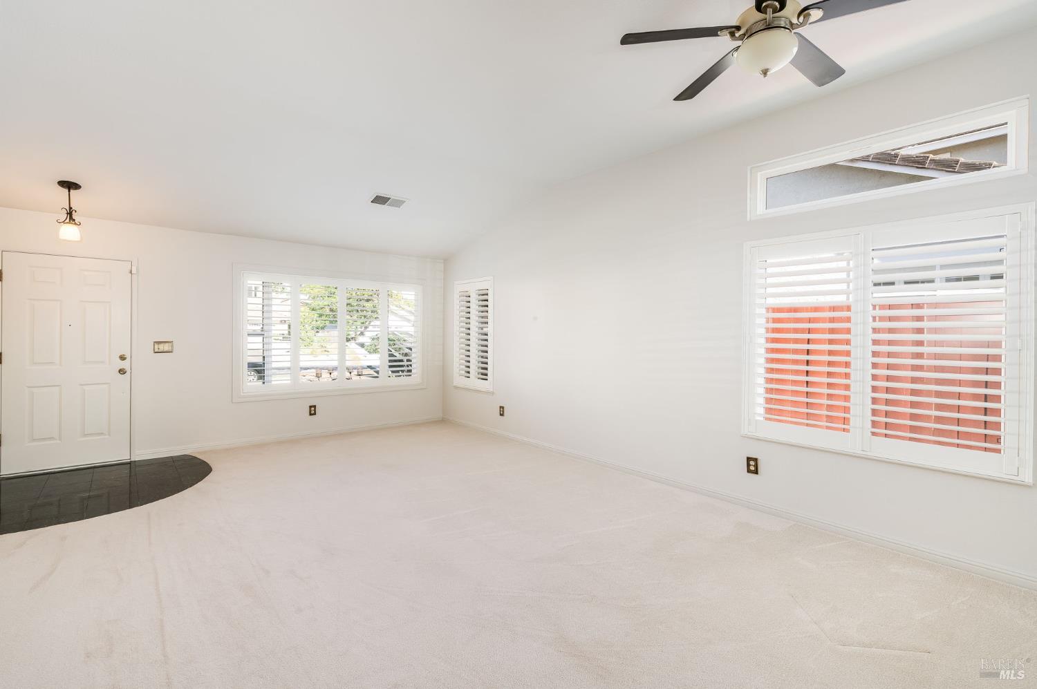 Detail Gallery Image 11 of 53 For 1453 Limewood Ct, Fairfield,  CA 94534 - 3 Beds | 2 Baths