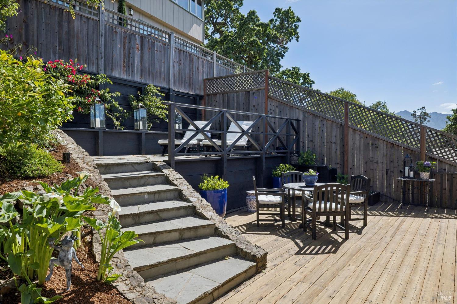 Detail Gallery Image 39 of 46 For 1380 Grand Ave, San Rafael,  CA 94901 - 4 Beds | 2/1 Baths