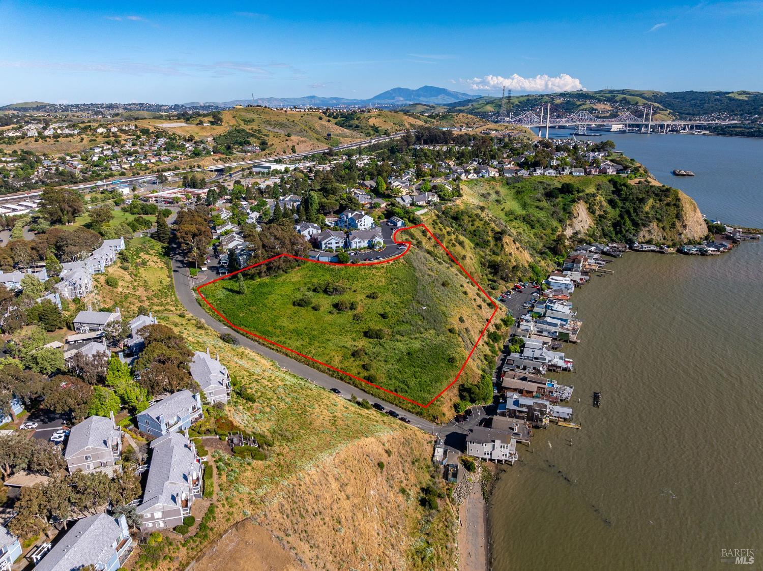 Detail Gallery Image 5 of 32 For 201 Sandy Beach Rd, Vallejo,  CA 94590 - – Beds | – Baths