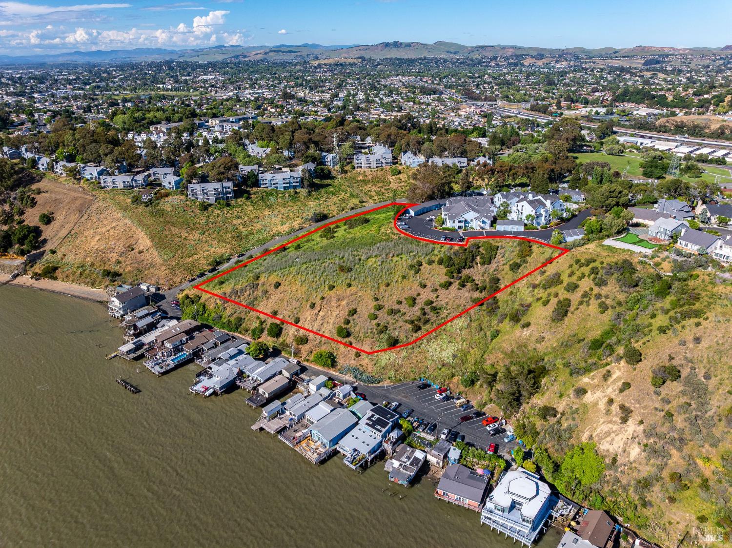 Detail Gallery Image 11 of 32 For 201 Sandy Beach Rd, Vallejo,  CA 94590 - – Beds | – Baths