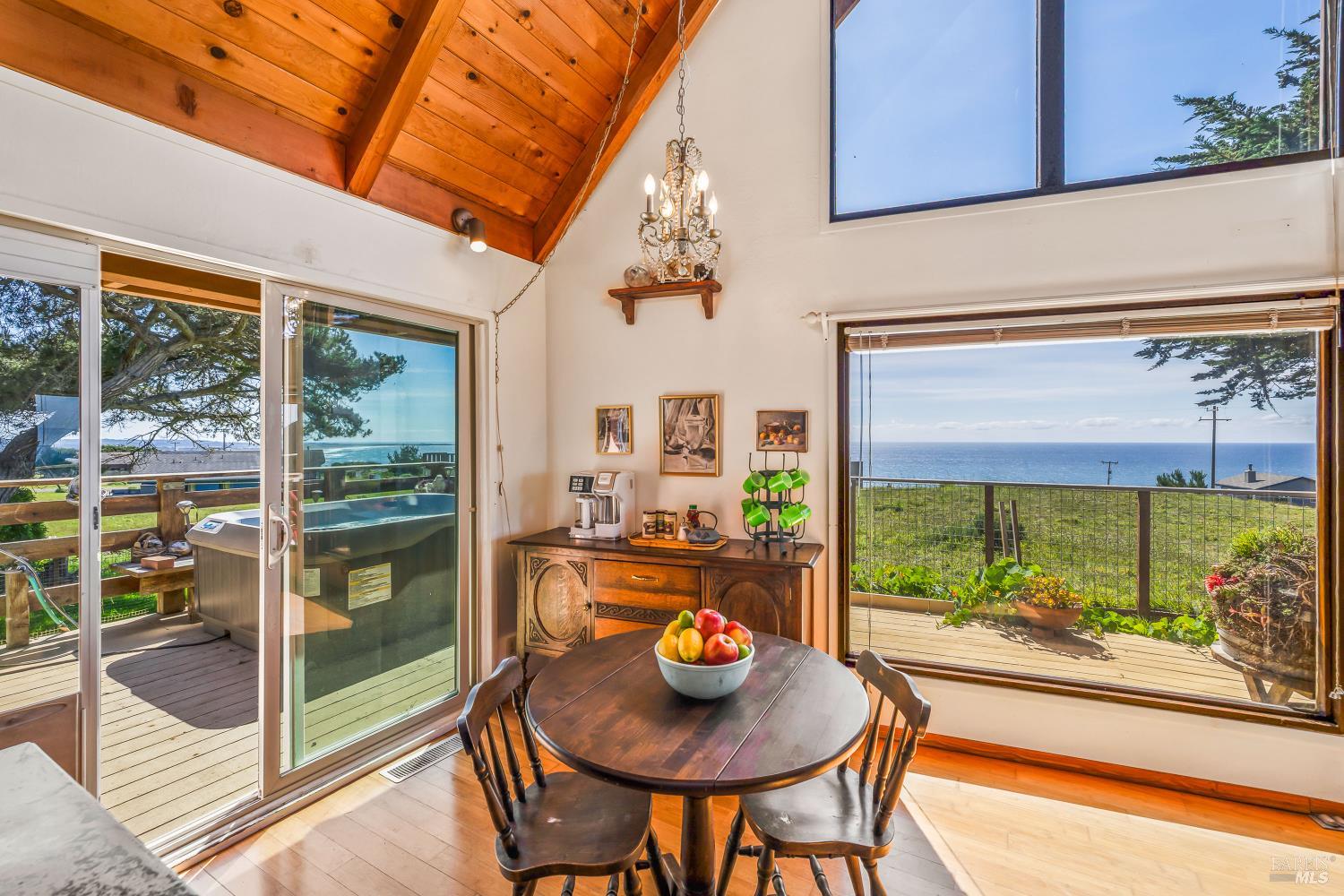 Detail Gallery Image 16 of 55 For 14720 S Highway 1 Unkn, Manchester,  CA 95459 - 2 Beds | 2 Baths