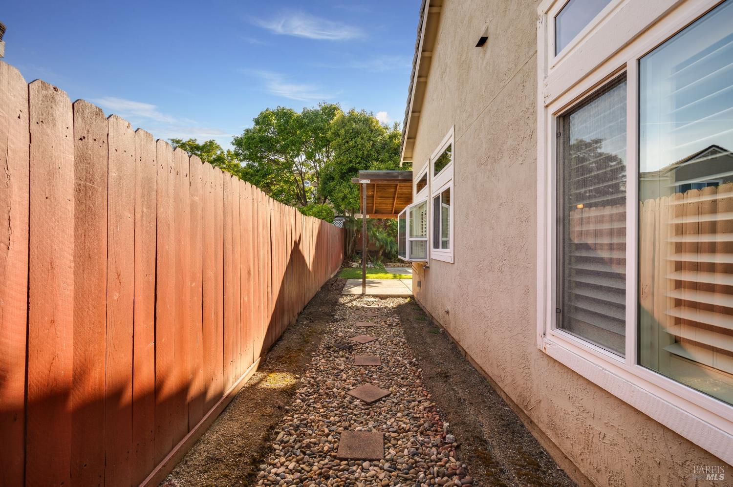 Detail Gallery Image 43 of 53 For 1453 Limewood Ct, Fairfield,  CA 94534 - 3 Beds | 2 Baths