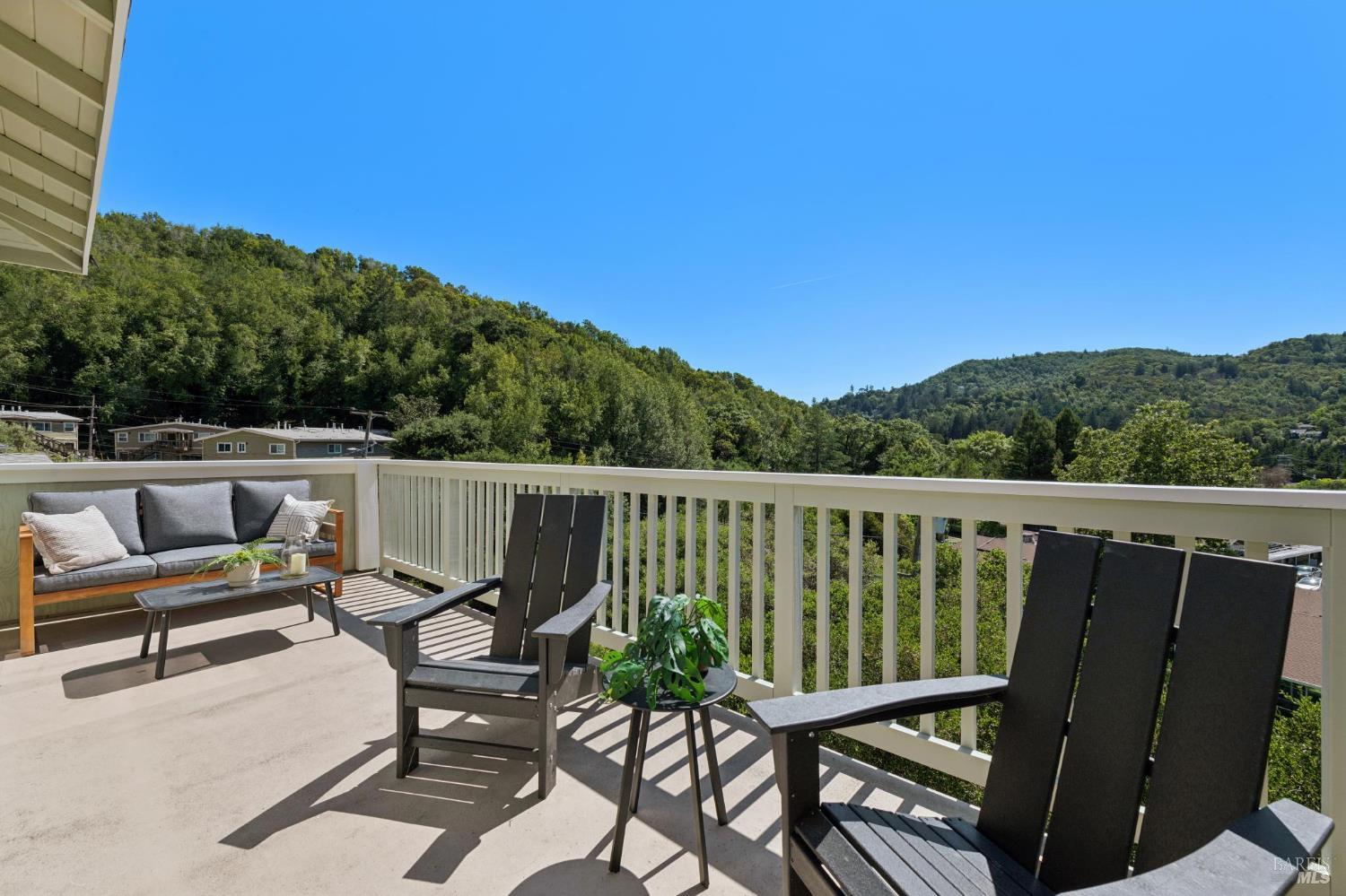 Detail Gallery Image 26 of 51 For 115 Piper Ln, Fairfax,  CA 94930 - 3 Beds | 2/1 Baths