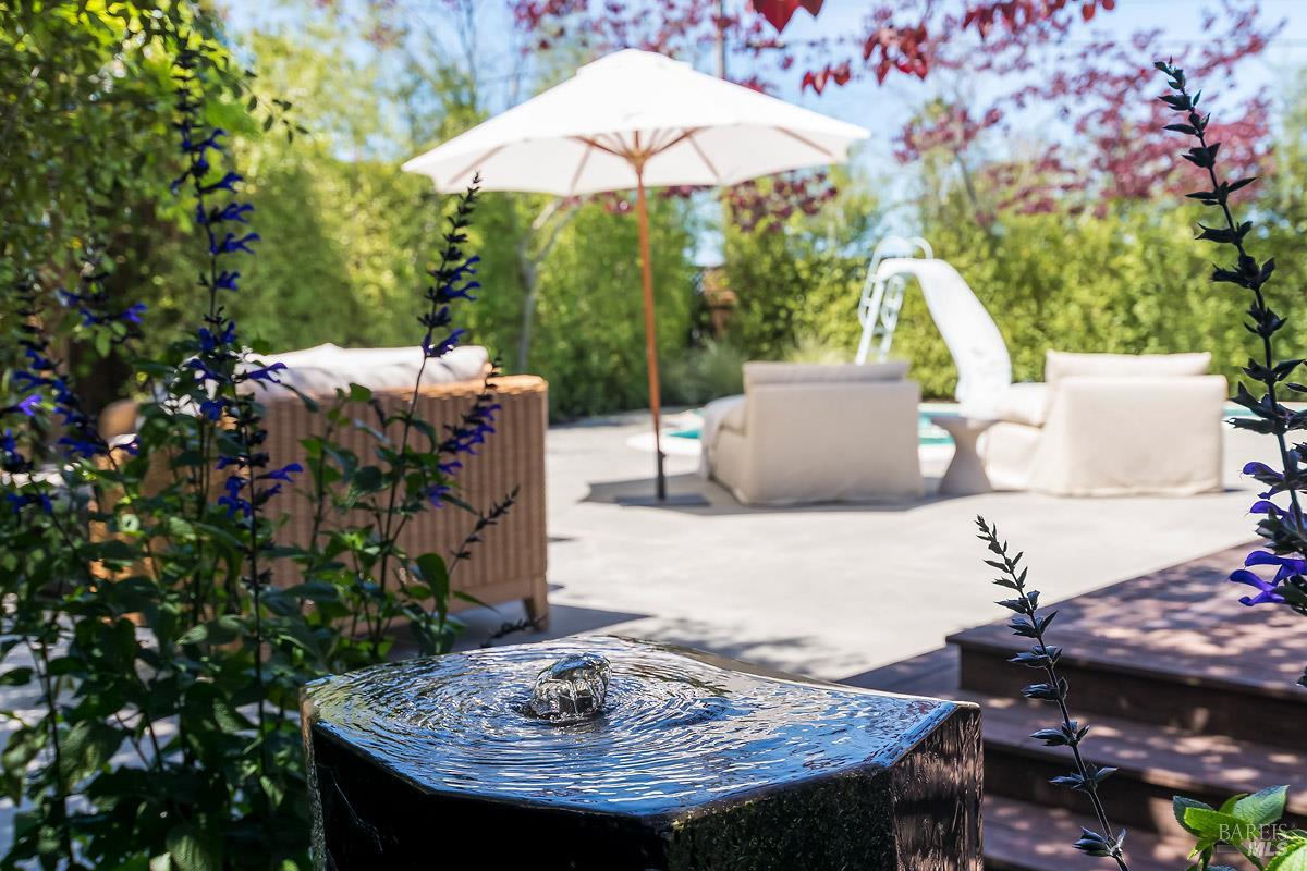 Detail Gallery Image 31 of 42 For 114 Golden Hind Psge, Corte Madera,  CA 94925 - 3 Beds | 2 Baths