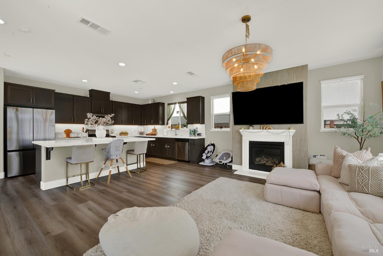 Detail Gallery Image 20 of 58 For 1501 Nightfall Ln, Fairfield,  CA 94533 - 4 Beds | 3 Baths