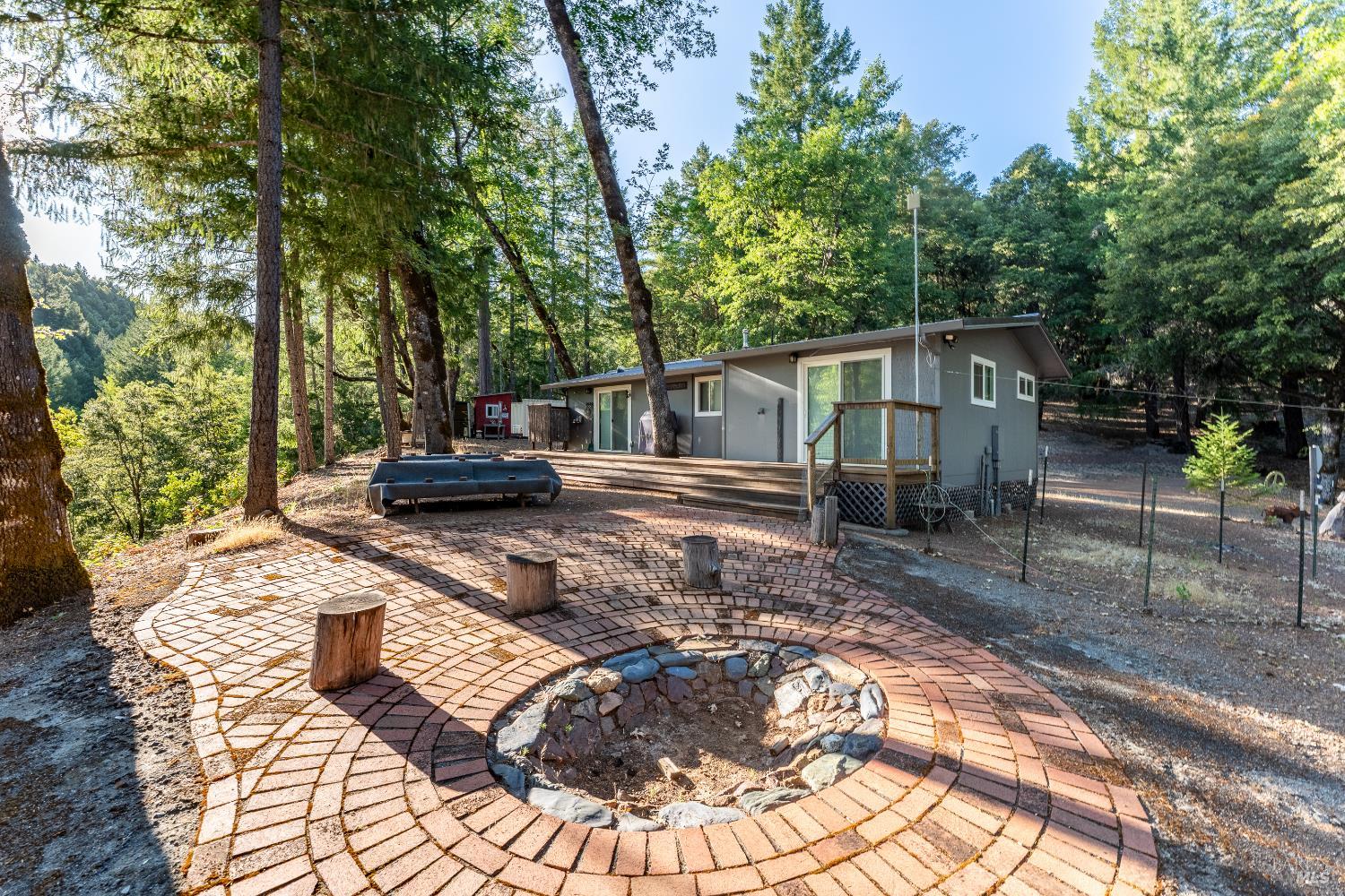 Detail Gallery Image 18 of 30 For 3770 Cherry Creek Rd, Willits,  CA 95490 - 1 Beds | 1 Baths