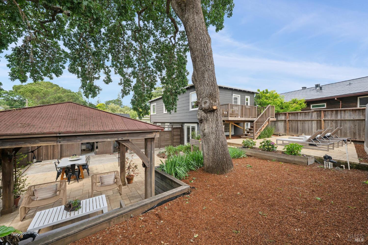 Detail Gallery Image 43 of 71 For 27 Sierra Ave, San Anselmo,  CA 94960 - 3 Beds | 2 Baths