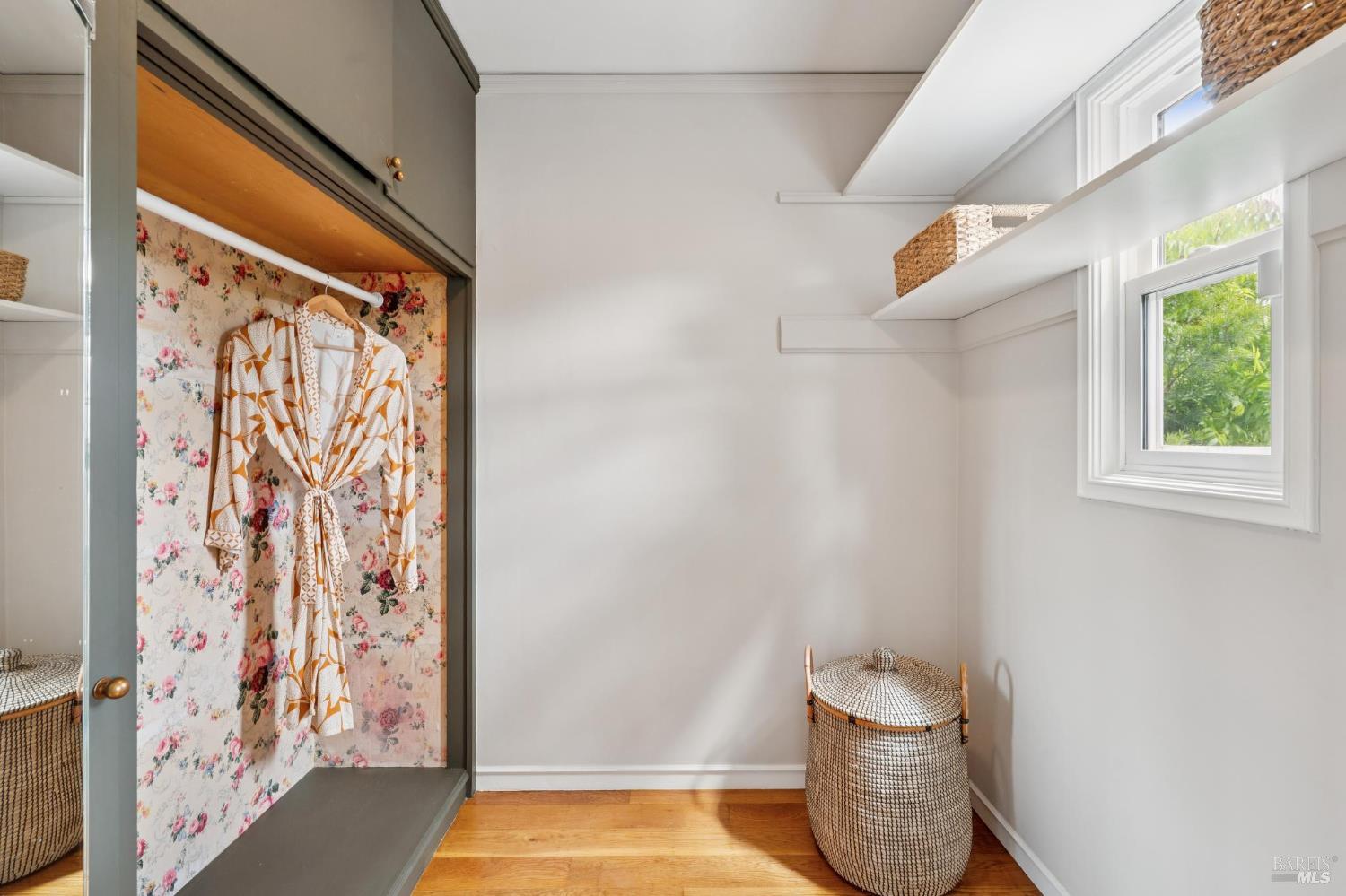 Detail Gallery Image 21 of 71 For 27 Sierra Ave, San Anselmo,  CA 94960 - 3 Beds | 2 Baths