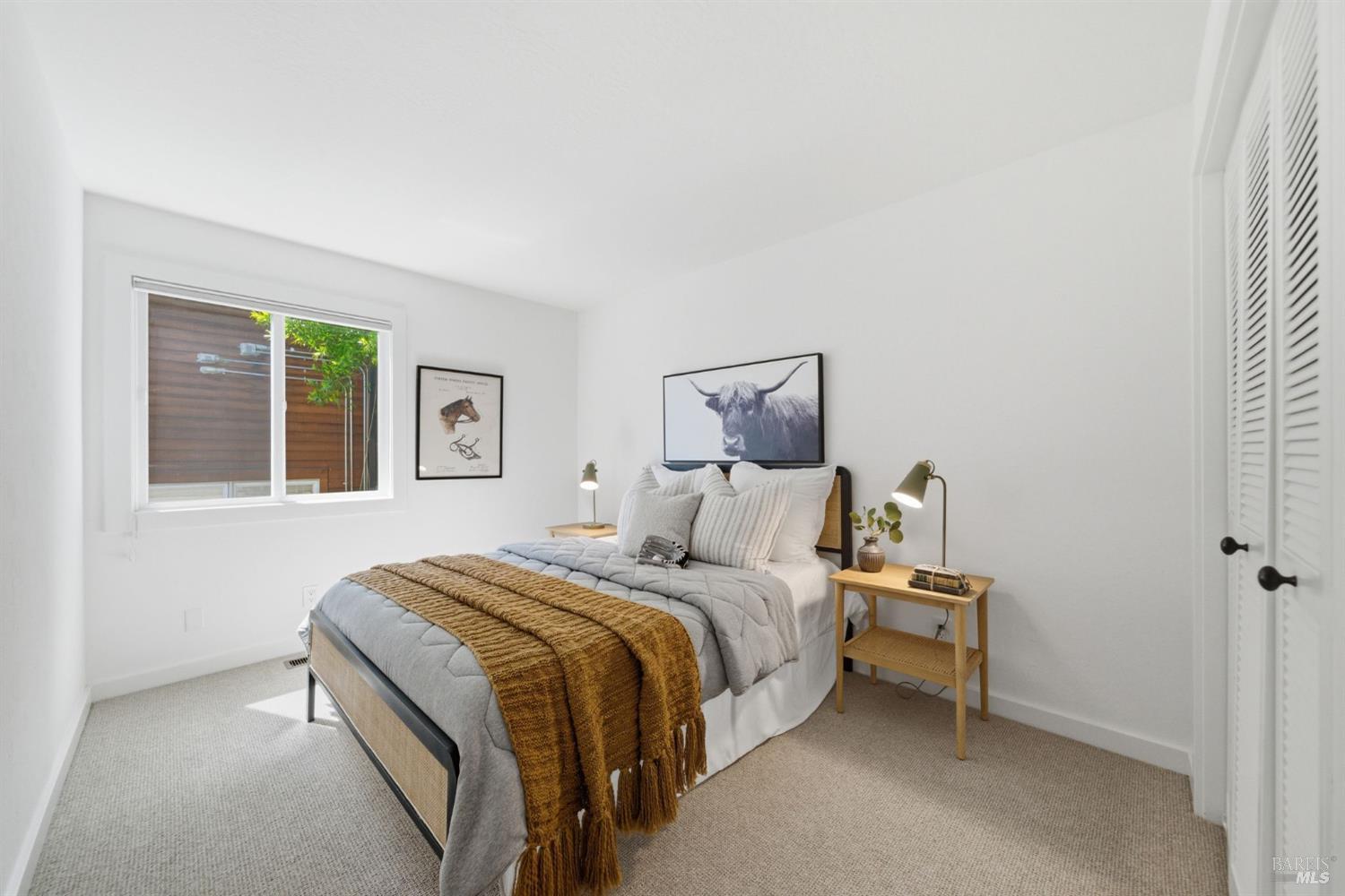 Detail Gallery Image 18 of 61 For 128 Madrone Rd, Fairfax,  CA 94930 - 4 Beds | 2 Baths