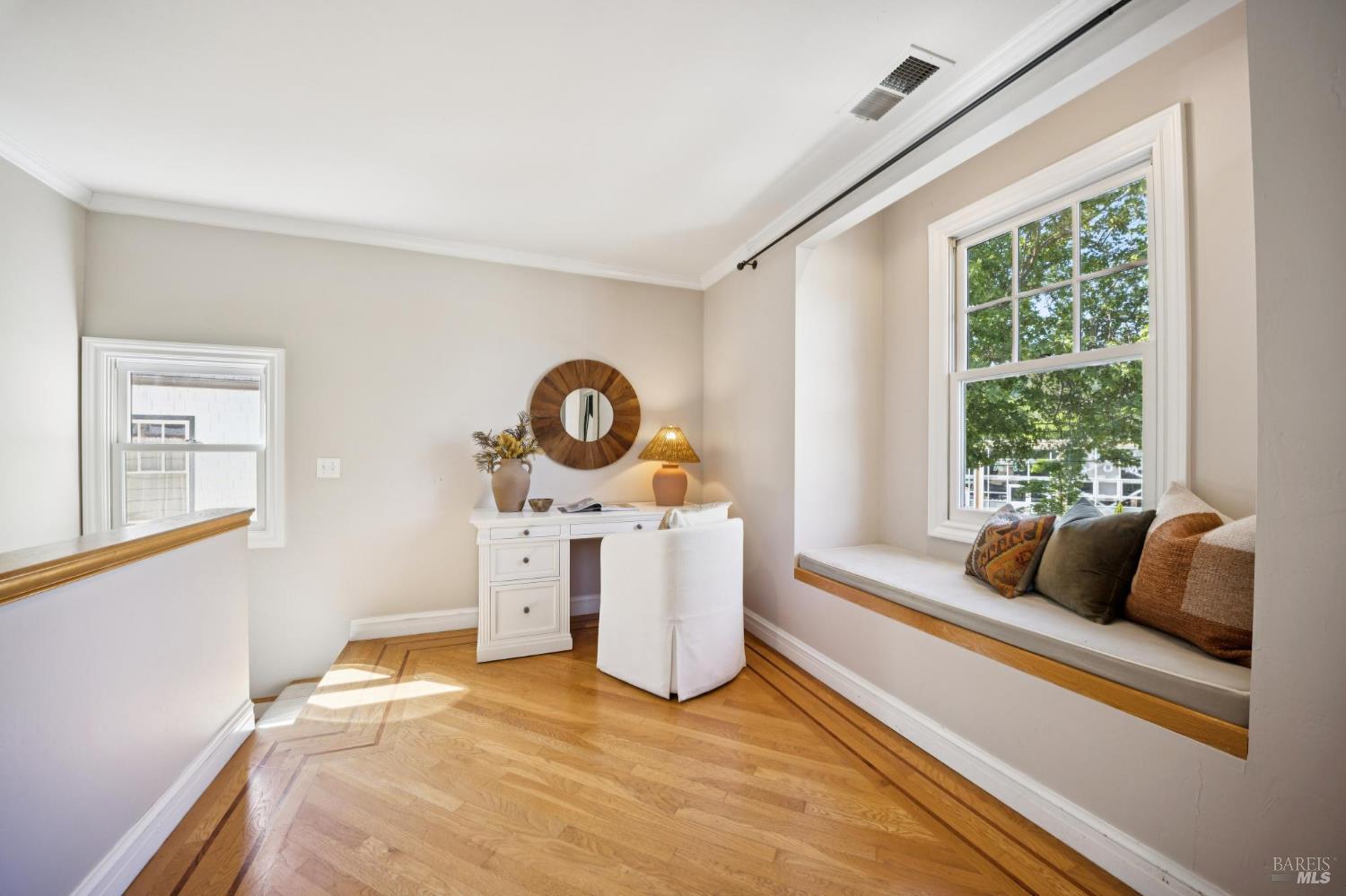 Detail Gallery Image 24 of 47 For 228 Saunders Ave, San Anselmo,  CA 94960 - 3 Beds | 2 Baths