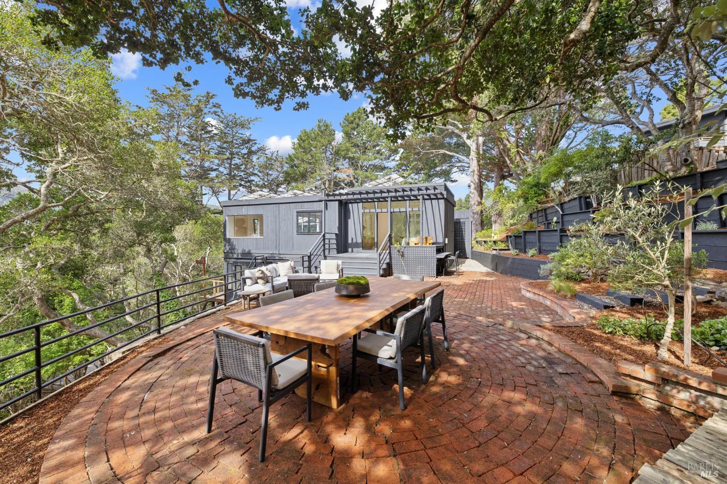 Detail Gallery Image 43 of 54 For 321 Pine Hill Rd, Mill Valley,  CA 94941 - 4 Beds | 3 Baths