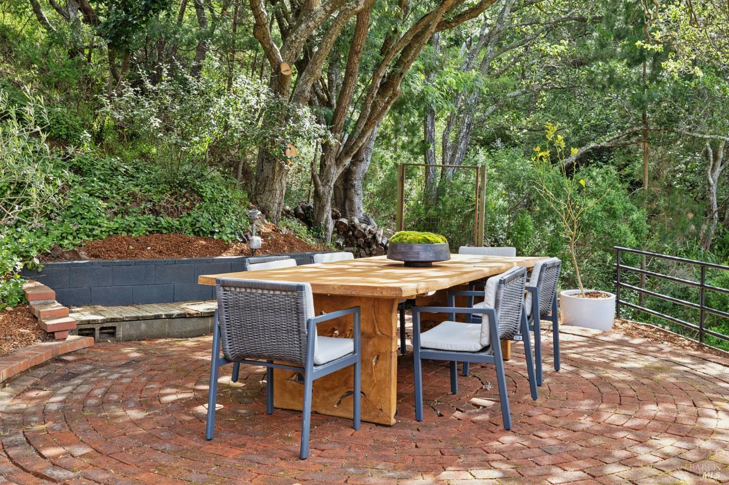 Detail Gallery Image 42 of 54 For 321 Pine Hill Rd, Mill Valley,  CA 94941 - 4 Beds | 3 Baths