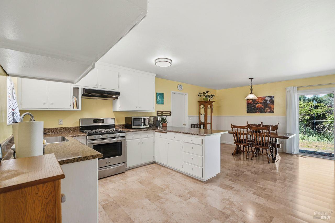 5420 Evonne Avenue photo 3