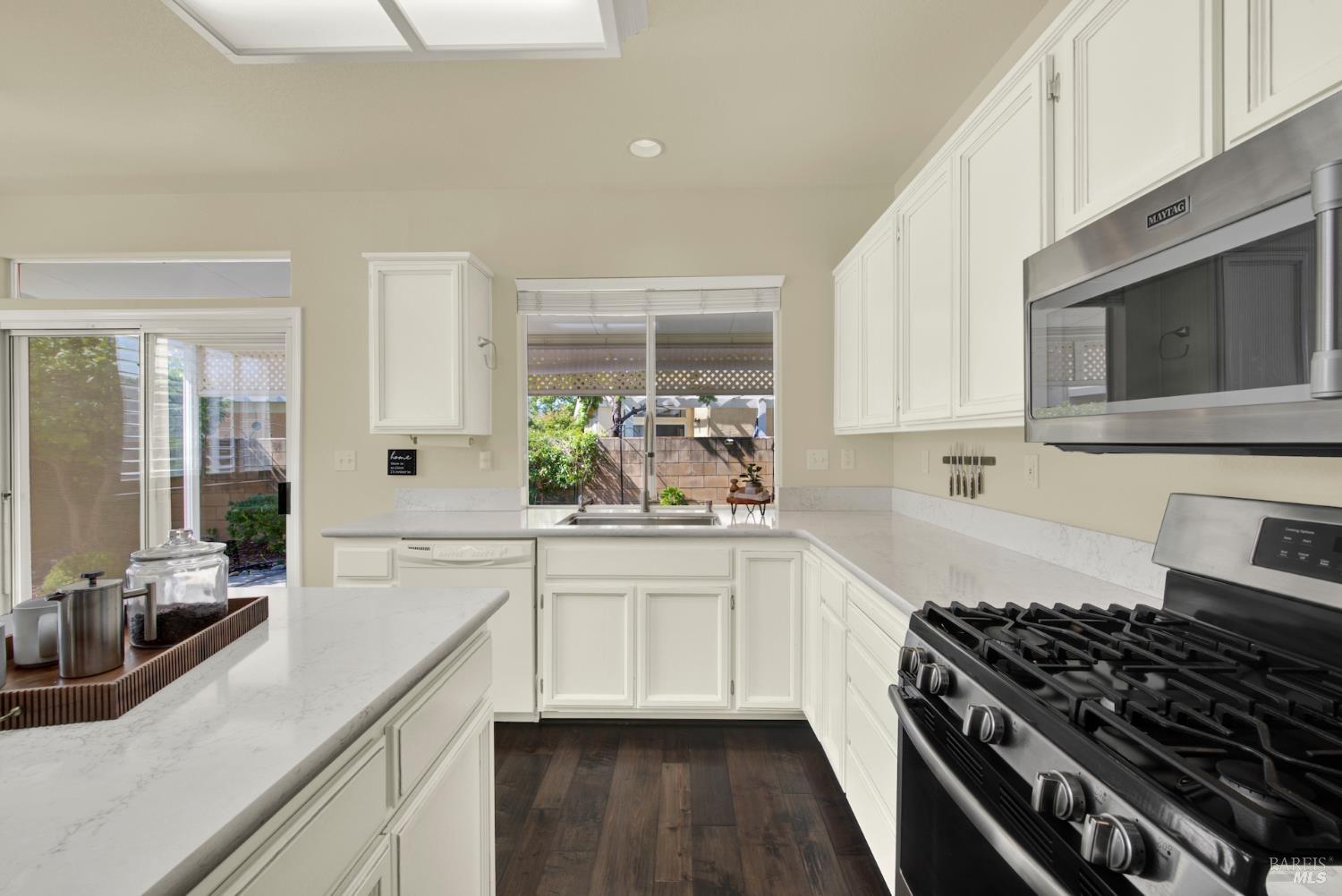 Detail Gallery Image 23 of 72 For 367 Bartlett Ln, Vacaville,  CA 95687 - 3 Beds | 2 Baths