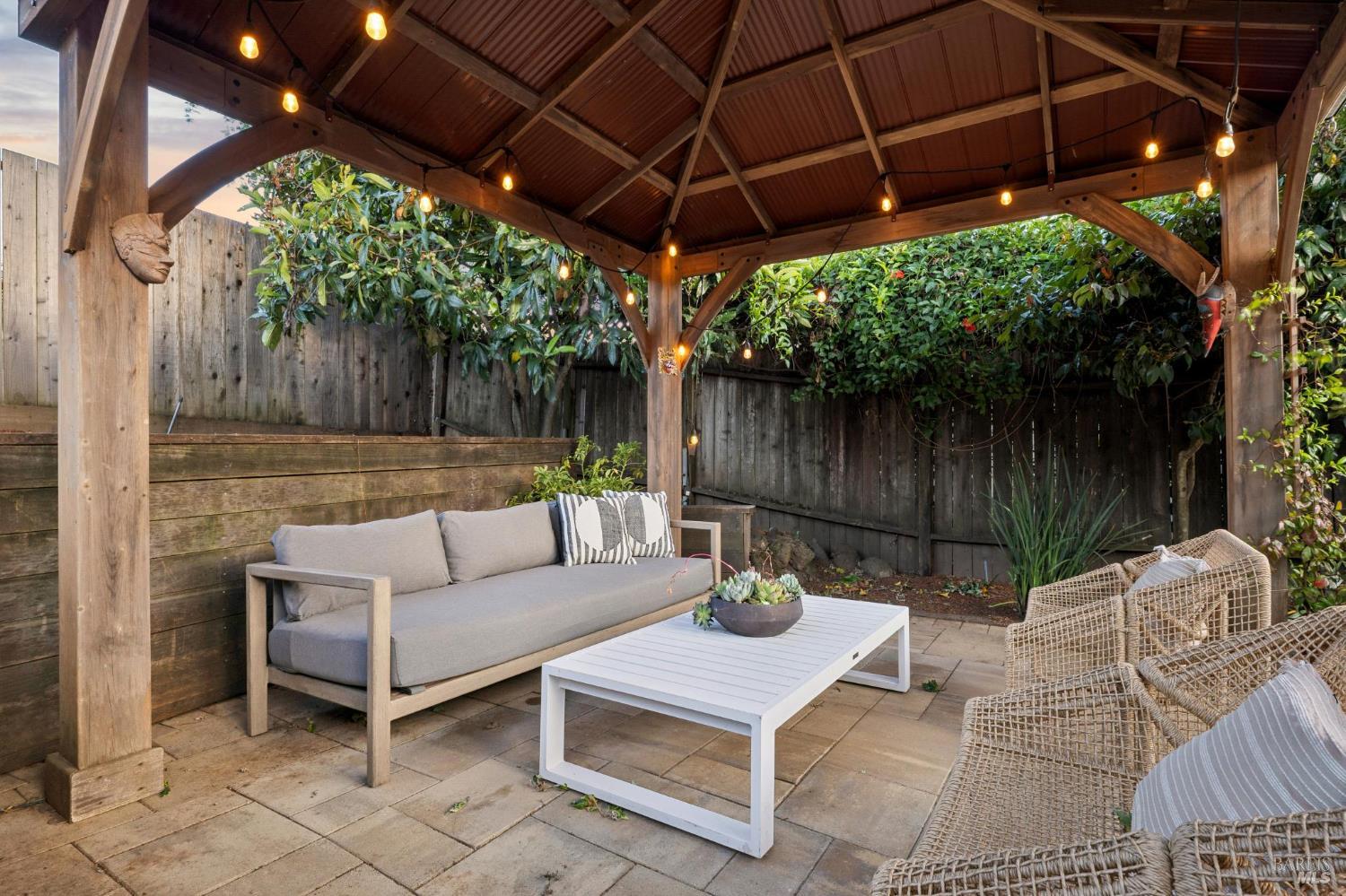 Detail Gallery Image 65 of 71 For 27 Sierra Ave, San Anselmo,  CA 94960 - 3 Beds | 2 Baths