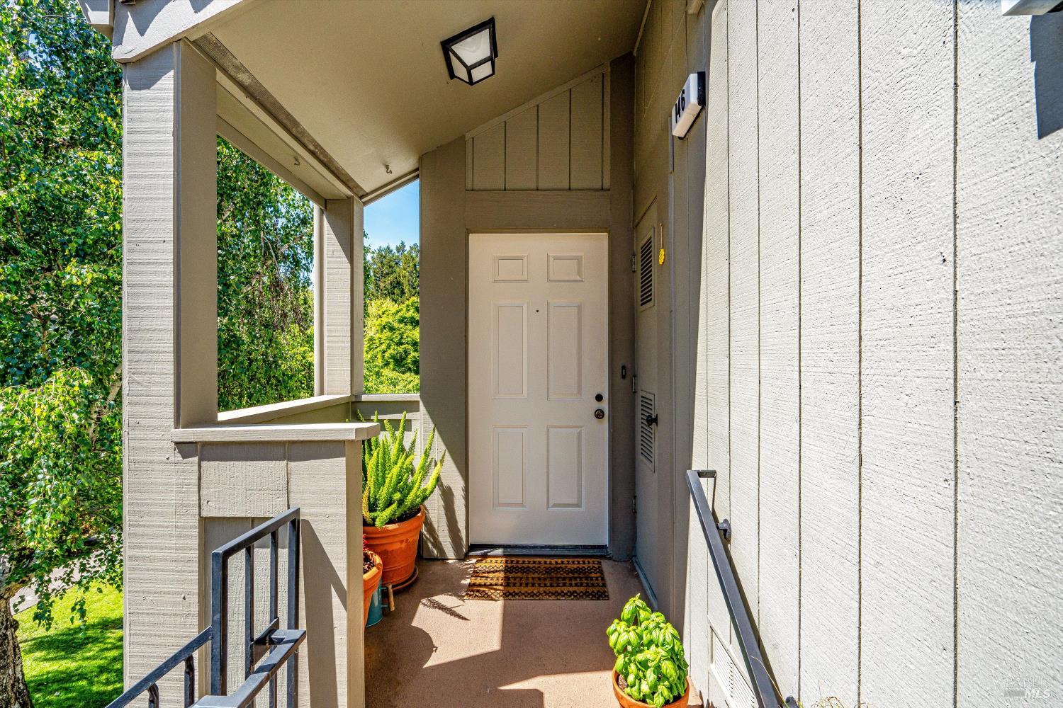 Detail Gallery Image 23 of 36 For 146 Sandpiper Ct, Novato,  CA 94949 - 2 Beds | 2 Baths