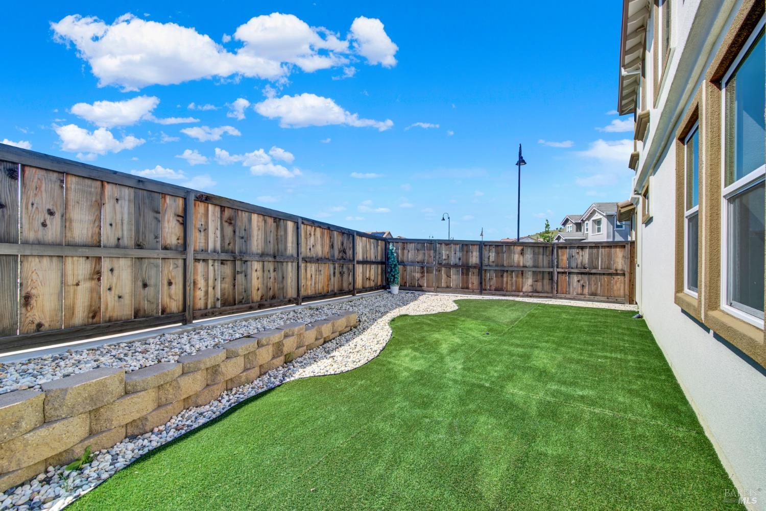 Detail Gallery Image 49 of 58 For 1501 Nightfall Ln, Fairfield,  CA 94533 - 4 Beds | 3 Baths