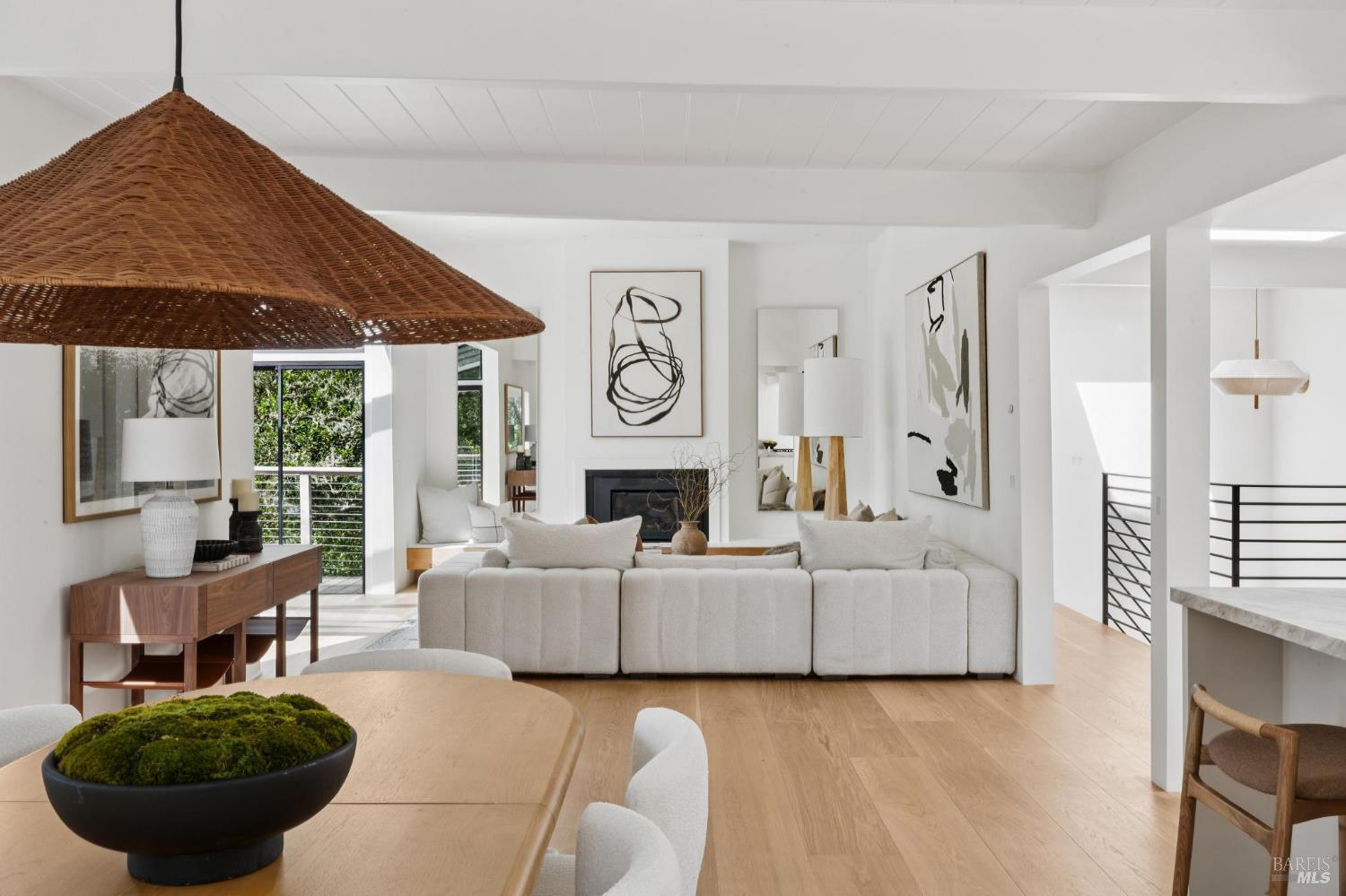 Detail Gallery Image 7 of 54 For 321 Pine Hill Rd, Mill Valley,  CA 94941 - 4 Beds | 3 Baths