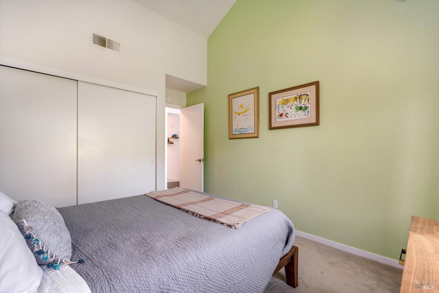 Detail Gallery Image 16 of 36 For 146 Sandpiper Ct, Novato,  CA 94949 - 2 Beds | 2 Baths
