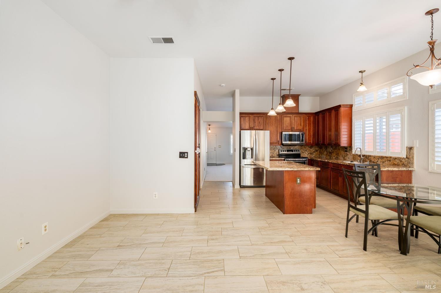 Detail Gallery Image 24 of 53 For 1453 Limewood Ct, Fairfield,  CA 94534 - 3 Beds | 2 Baths