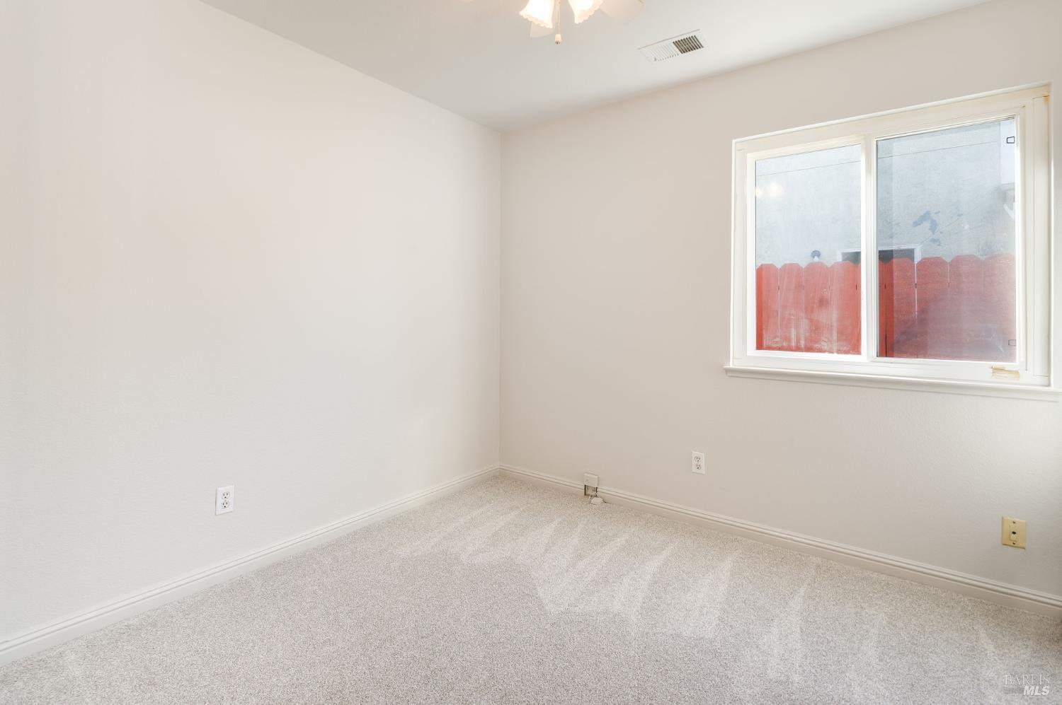 Detail Gallery Image 33 of 53 For 1453 Limewood Ct, Fairfield,  CA 94534 - 3 Beds | 2 Baths