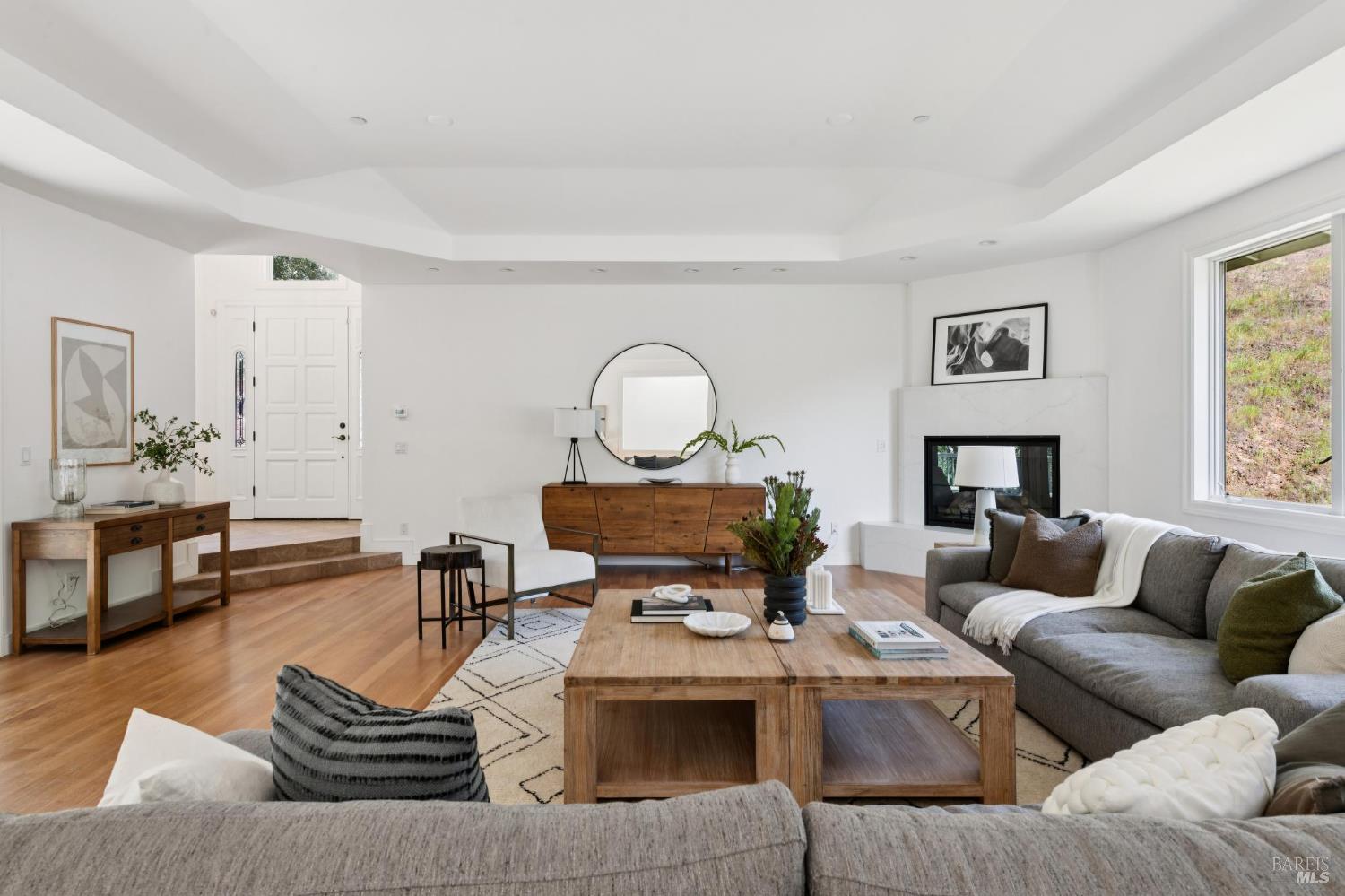 Detail Gallery Image 7 of 51 For 115 Piper Ln, Fairfax,  CA 94930 - 3 Beds | 2/1 Baths