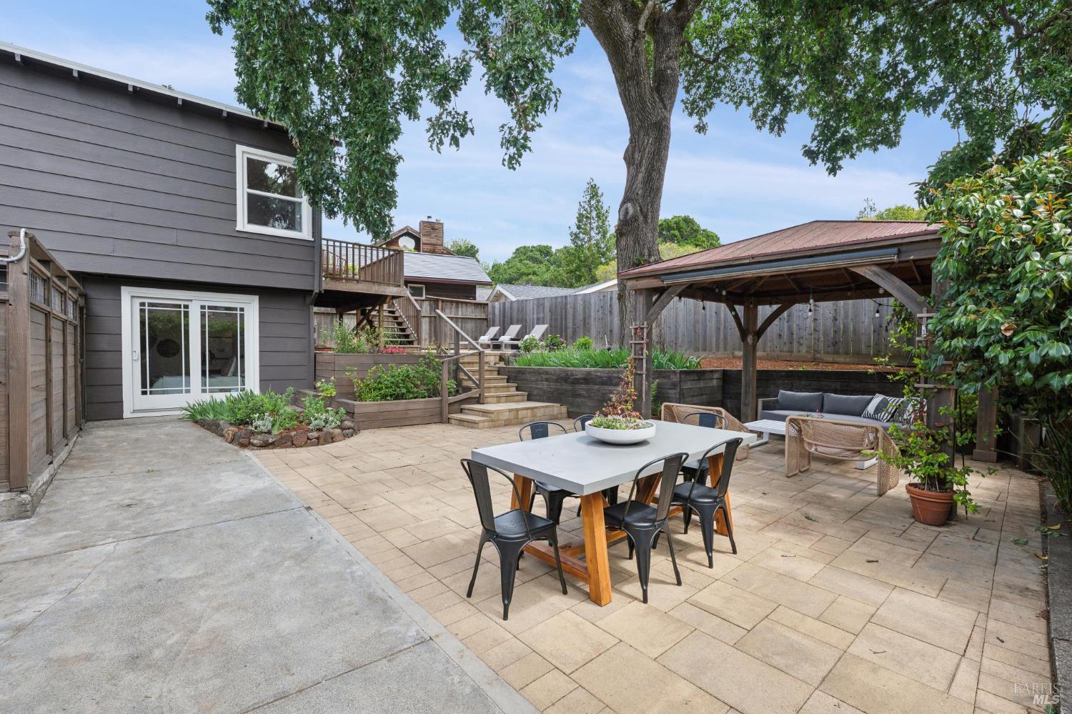 Detail Gallery Image 49 of 71 For 27 Sierra Ave, San Anselmo,  CA 94960 - 3 Beds | 2 Baths