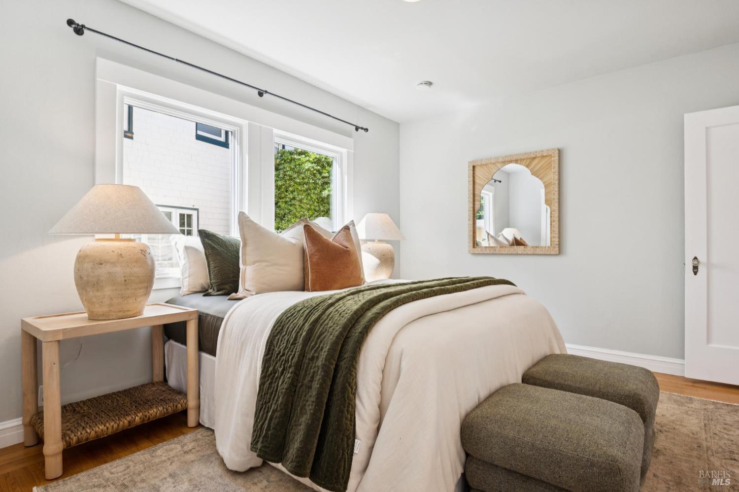 Detail Gallery Image 18 of 47 For 228 Saunders Ave, San Anselmo,  CA 94960 - 3 Beds | 2 Baths