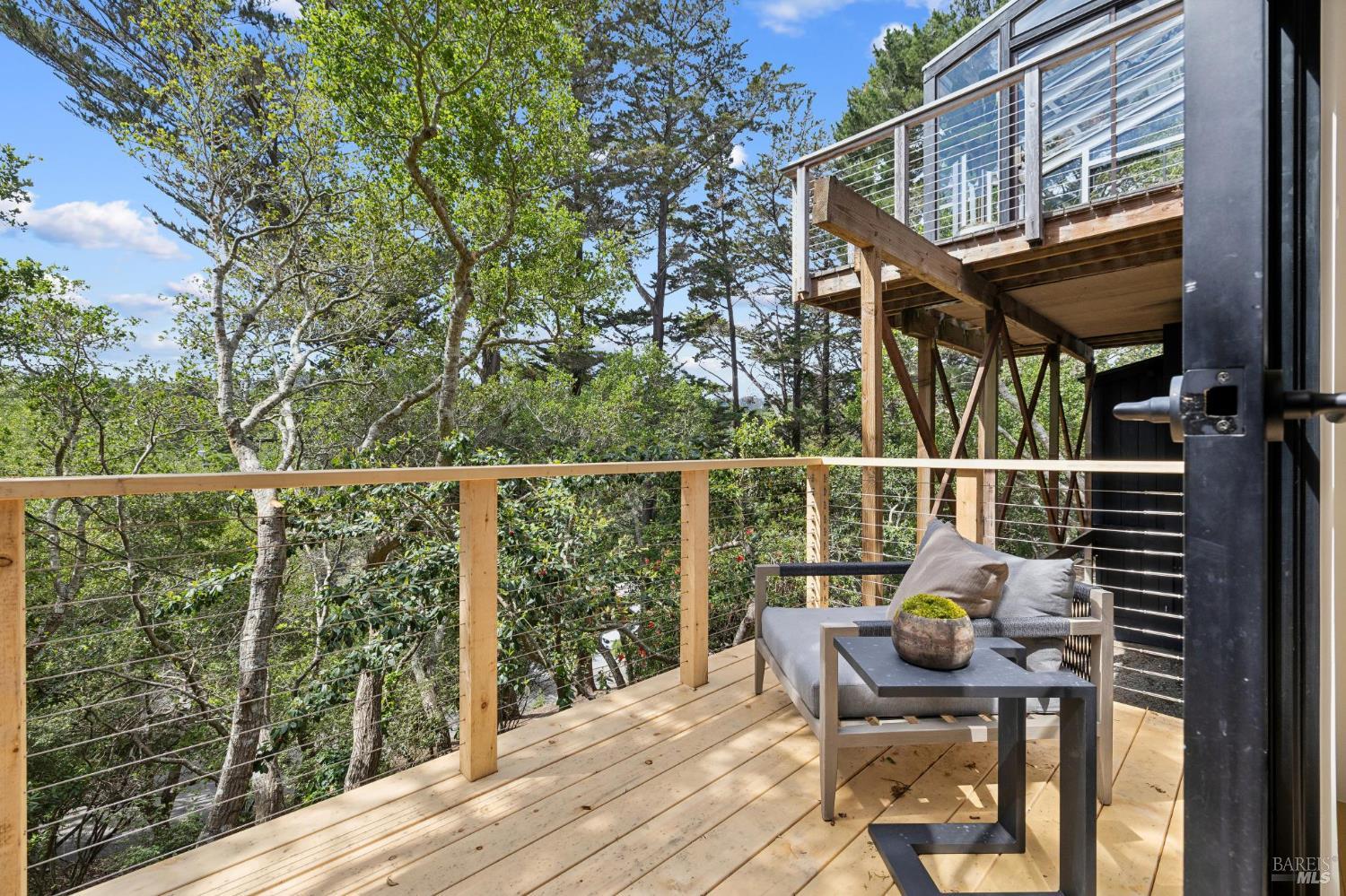 Detail Gallery Image 21 of 54 For 321 Pine Hill Rd, Mill Valley,  CA 94941 - 4 Beds | 3 Baths