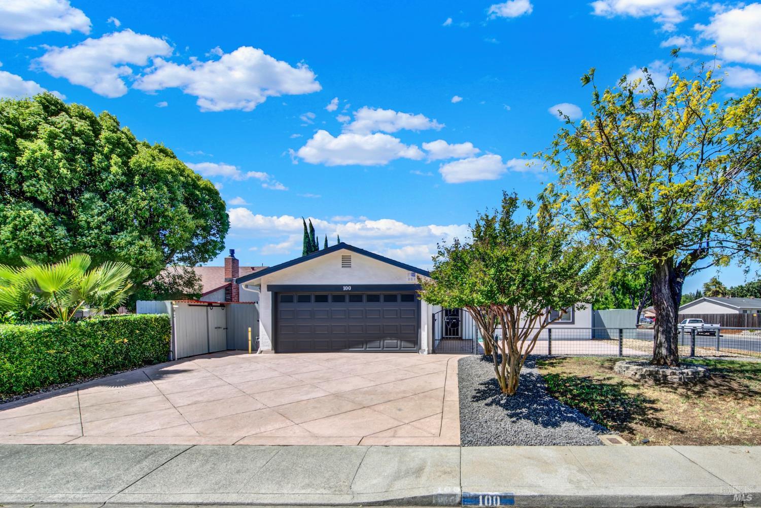 Front Image Thumbnail for BA326031772