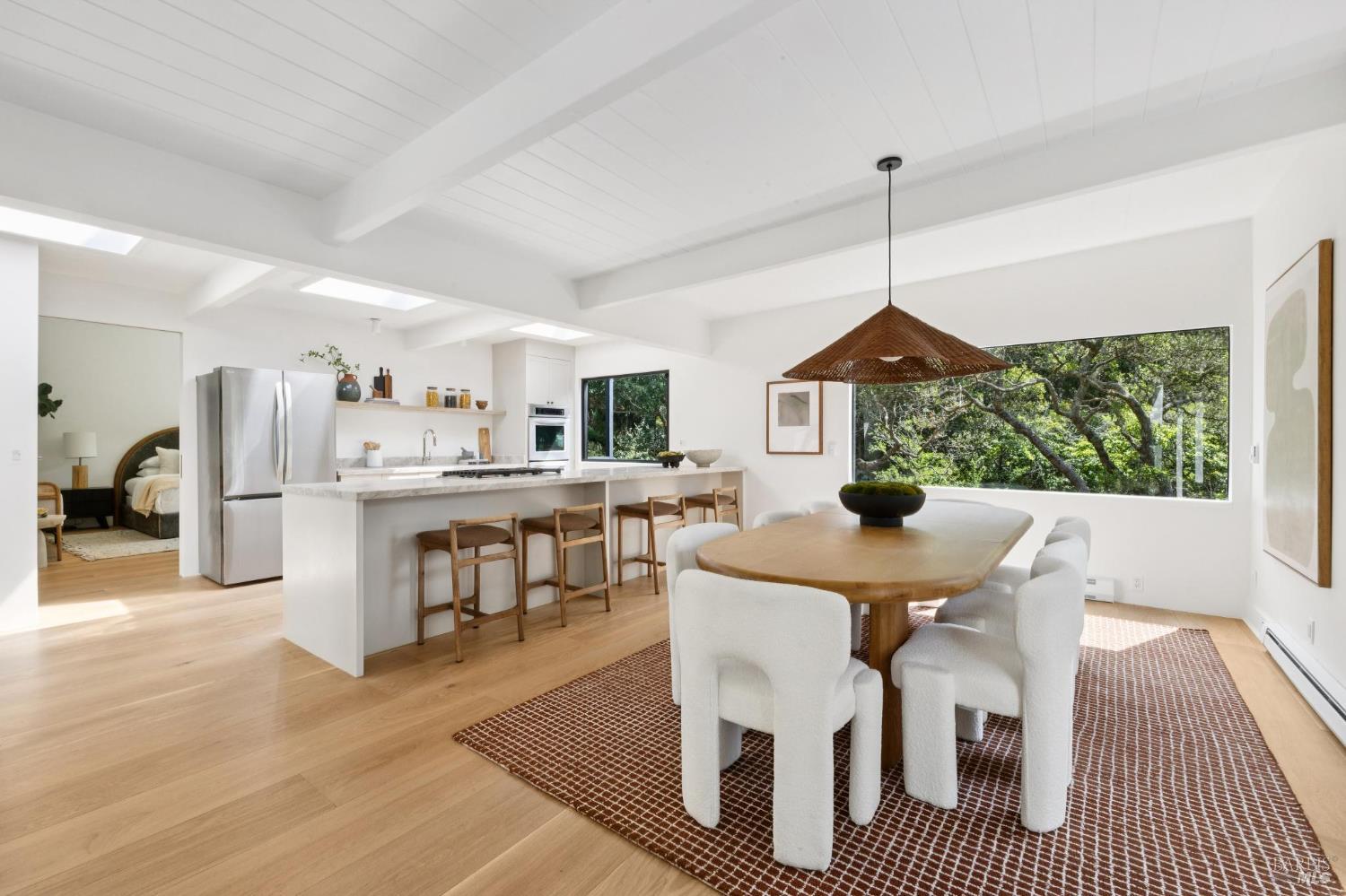 Detail Gallery Image 9 of 54 For 321 Pine Hill Rd, Mill Valley,  CA 94941 - 4 Beds | 3 Baths