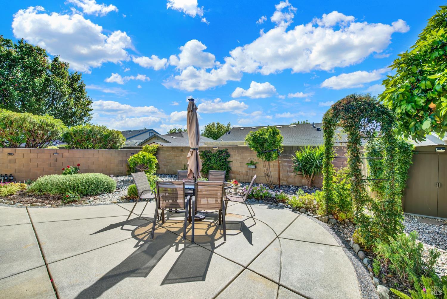 Detail Gallery Image 51 of 72 For 367 Bartlett Ln, Vacaville,  CA 95687 - 3 Beds | 2 Baths