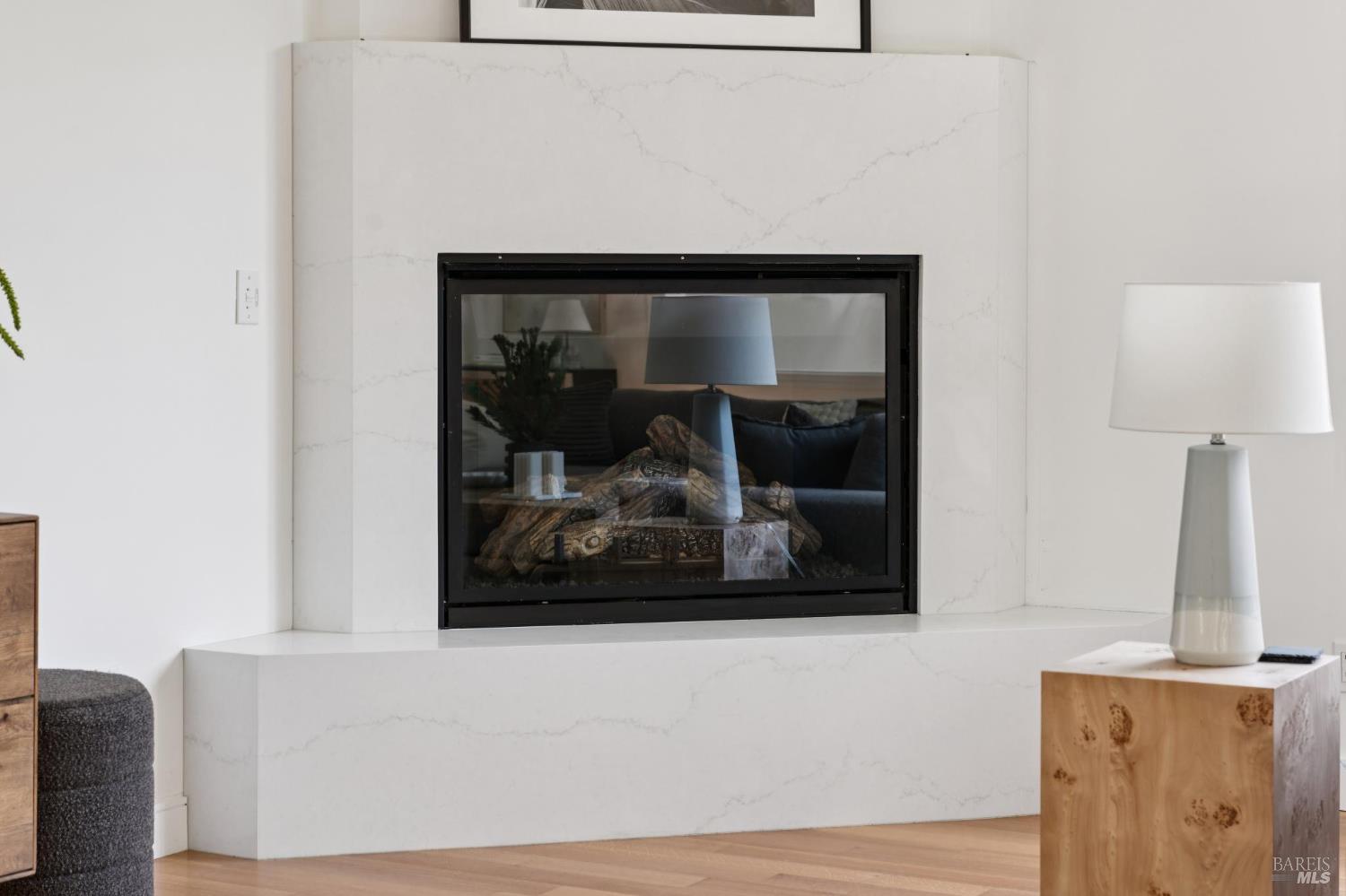 Detail Gallery Image 5 of 51 For 115 Piper Ln, Fairfax,  CA 94930 - 3 Beds | 2/1 Baths