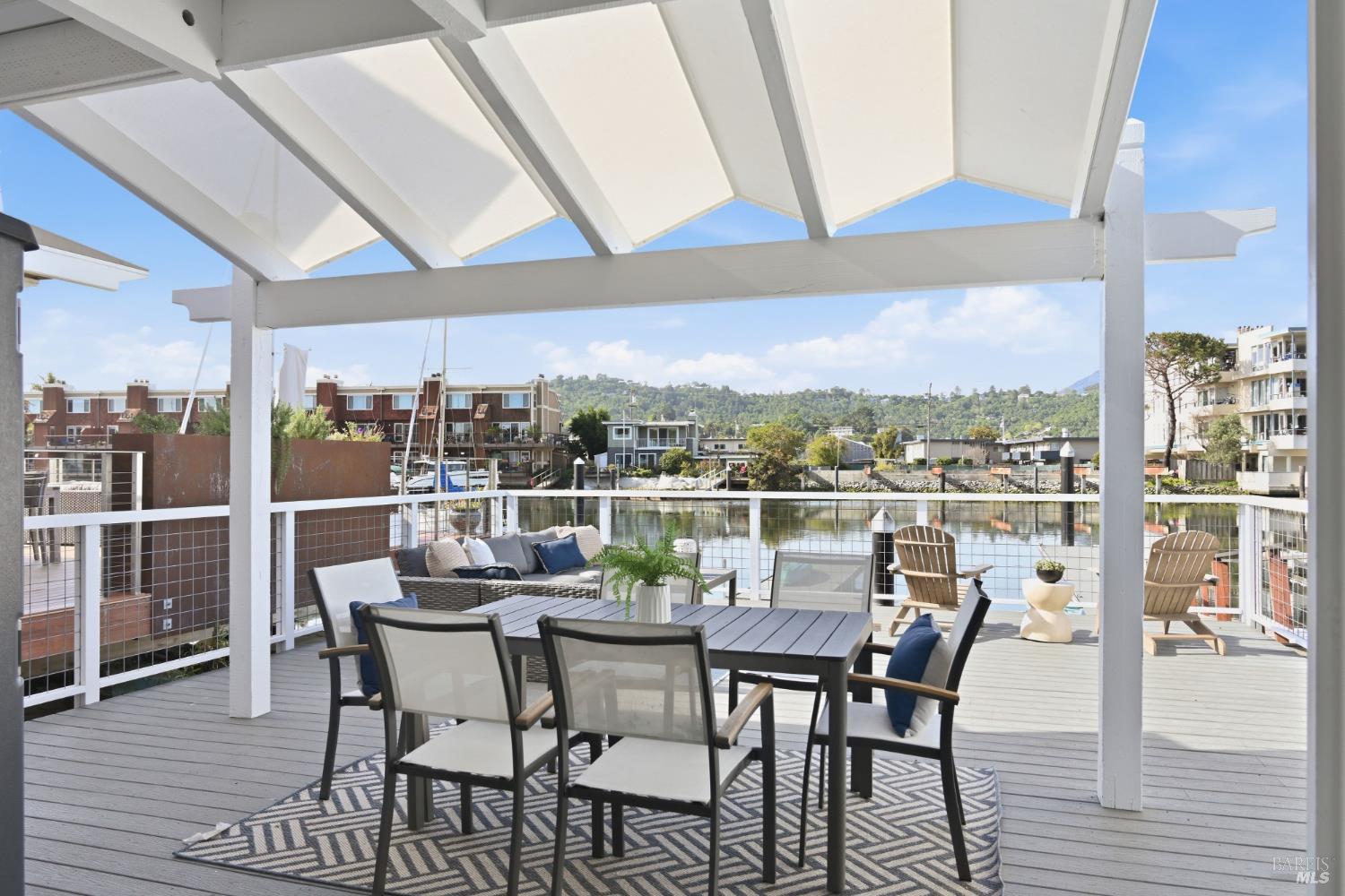 Detail Gallery Image 3 of 35 For 22 Mooring Rd, San Rafael,  CA 94901 - – Beds | – Baths