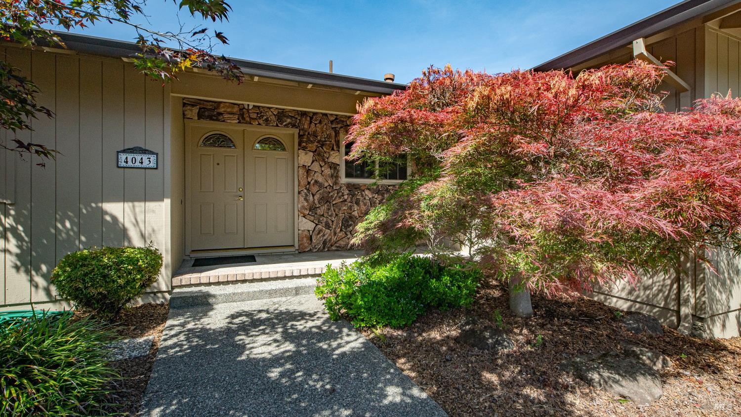 4043 Rainier Avenue photo 3