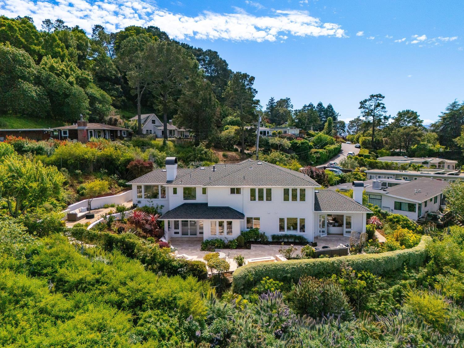Detail Gallery Image 51 of 55 For 5 Warren Ct, Tiburon,  CA 94920 - 4 Beds | 4/1 Baths
