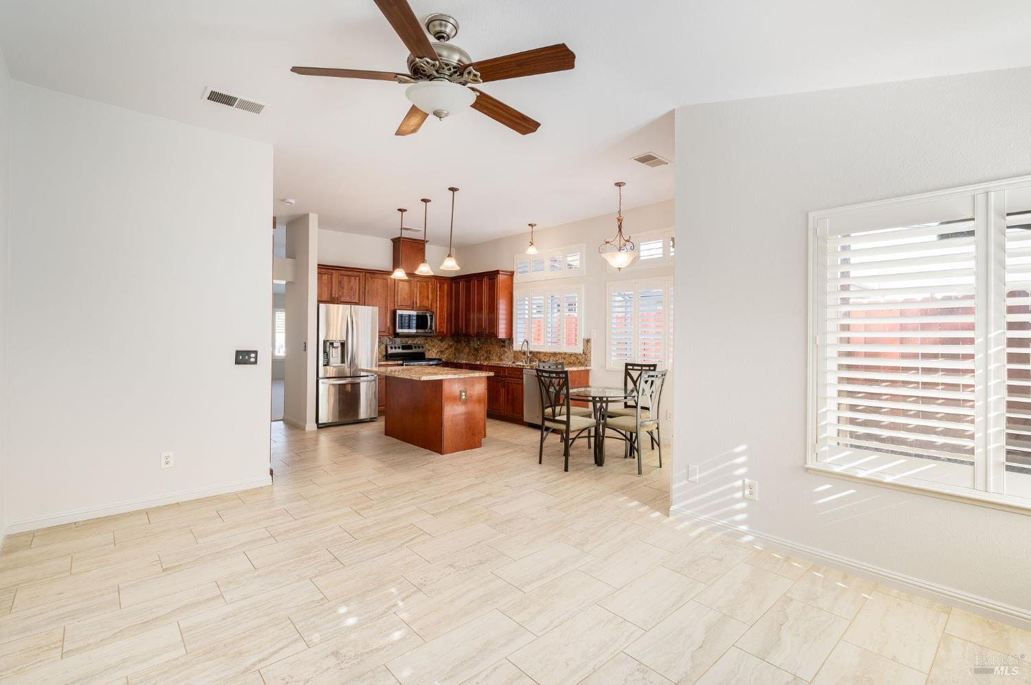 Detail Gallery Image 23 of 53 For 1453 Limewood Ct, Fairfield,  CA 94534 - 3 Beds | 2 Baths