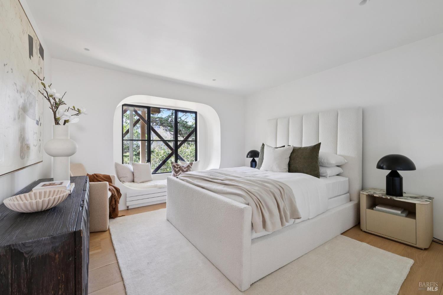 Detail Gallery Image 27 of 54 For 321 Pine Hill Rd, Mill Valley,  CA 94941 - 4 Beds | 3 Baths