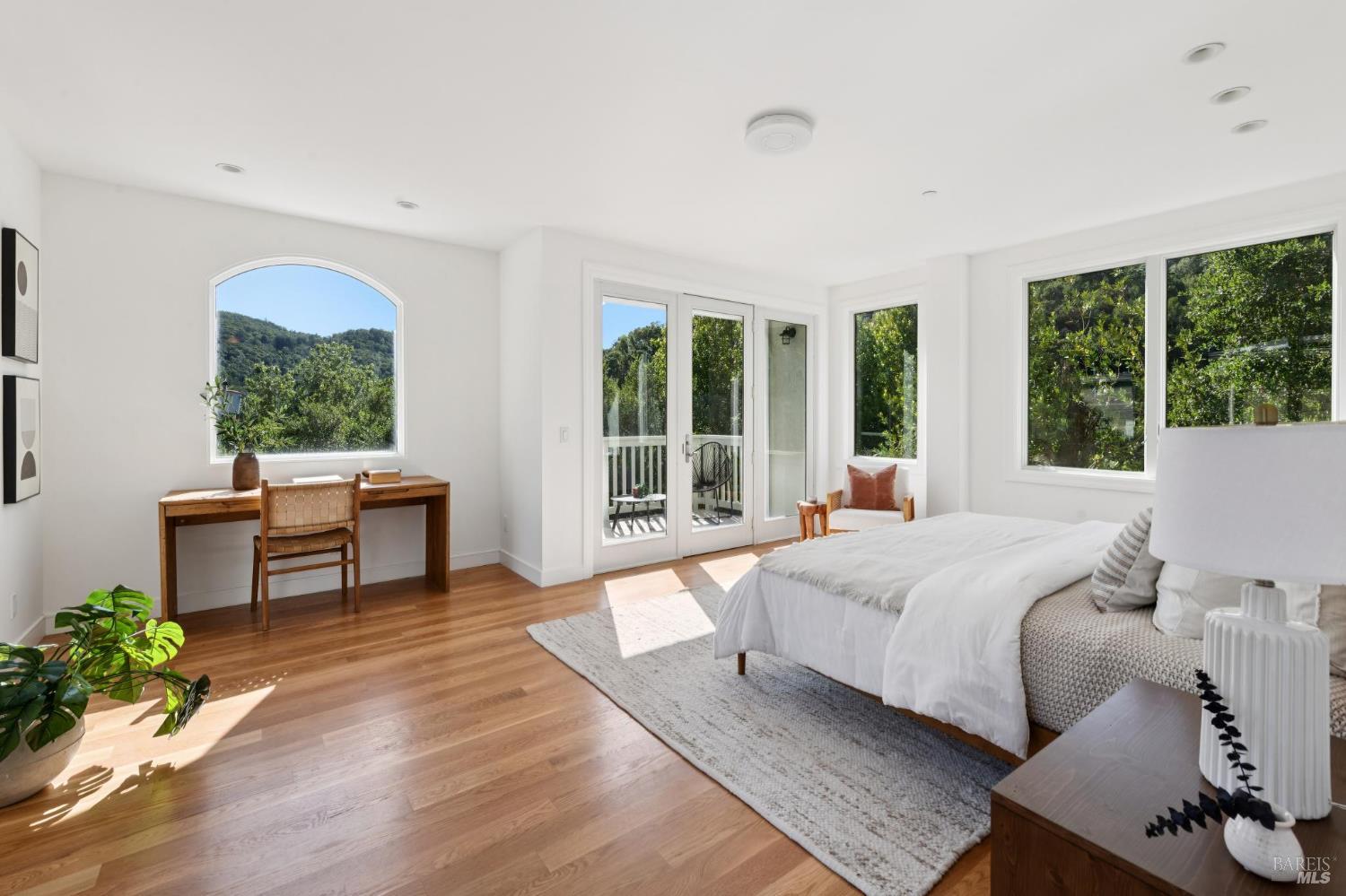 Detail Gallery Image 35 of 51 For 115 Piper Ln, Fairfax,  CA 94930 - 3 Beds | 2/1 Baths