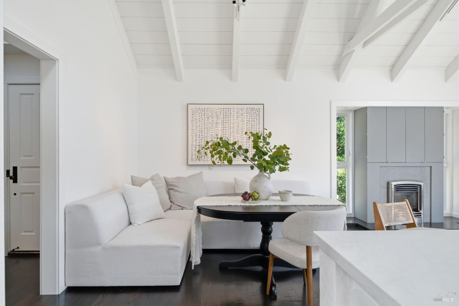 Detail Gallery Image 3 of 61 For 128 Madrone Rd, Fairfax,  CA 94930 - 4 Beds | 2 Baths