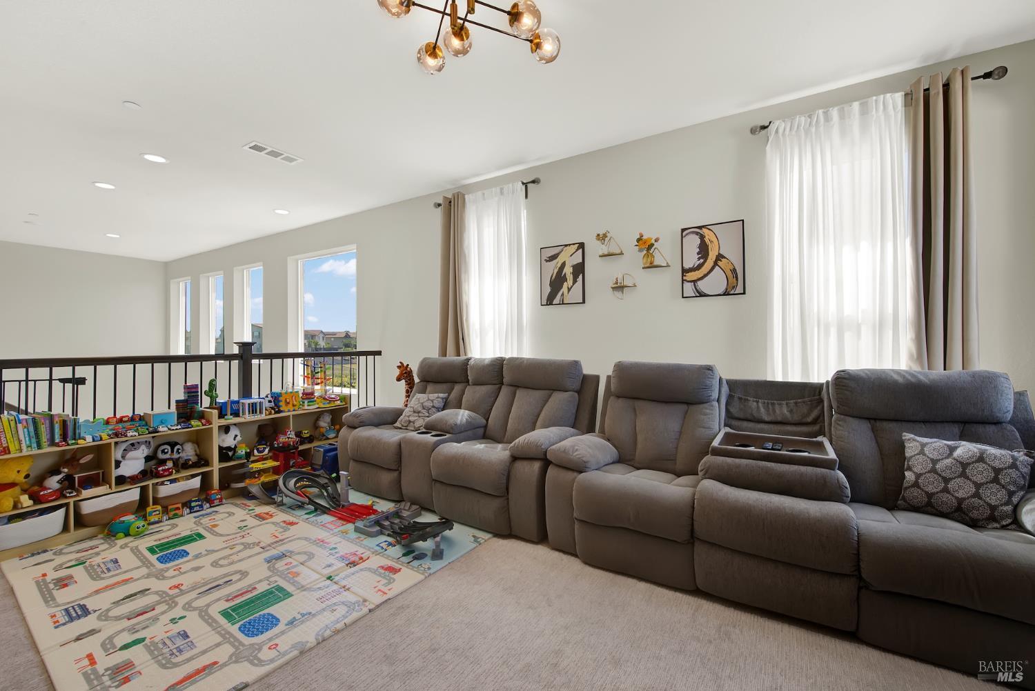 Detail Gallery Image 25 of 58 For 1501 Nightfall Ln, Fairfield,  CA 94533 - 4 Beds | 3 Baths