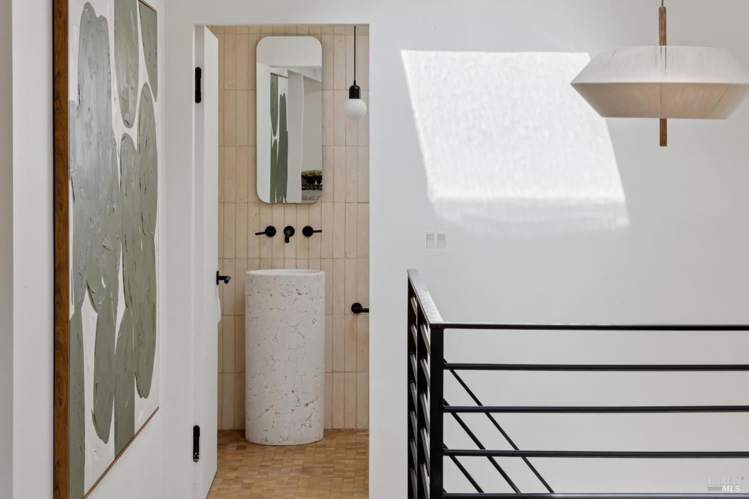 Detail Gallery Image 31 of 54 For 321 Pine Hill Rd, Mill Valley,  CA 94941 - 4 Beds | 3 Baths